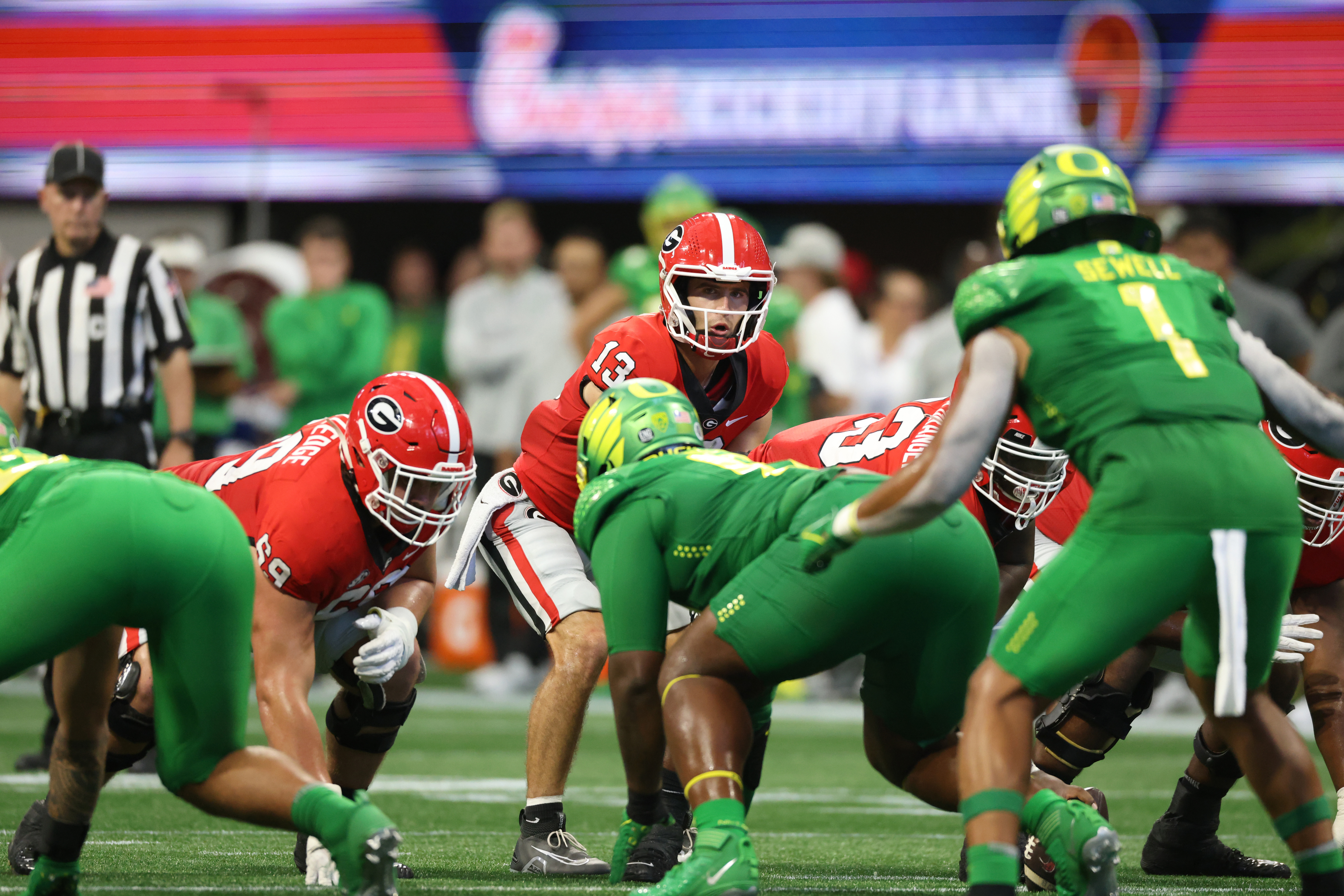 Georgia QB Stetson Bennett named semifinalist for two awards  Georgia  bulldogs football, Georgia football, Georgia bulldogs