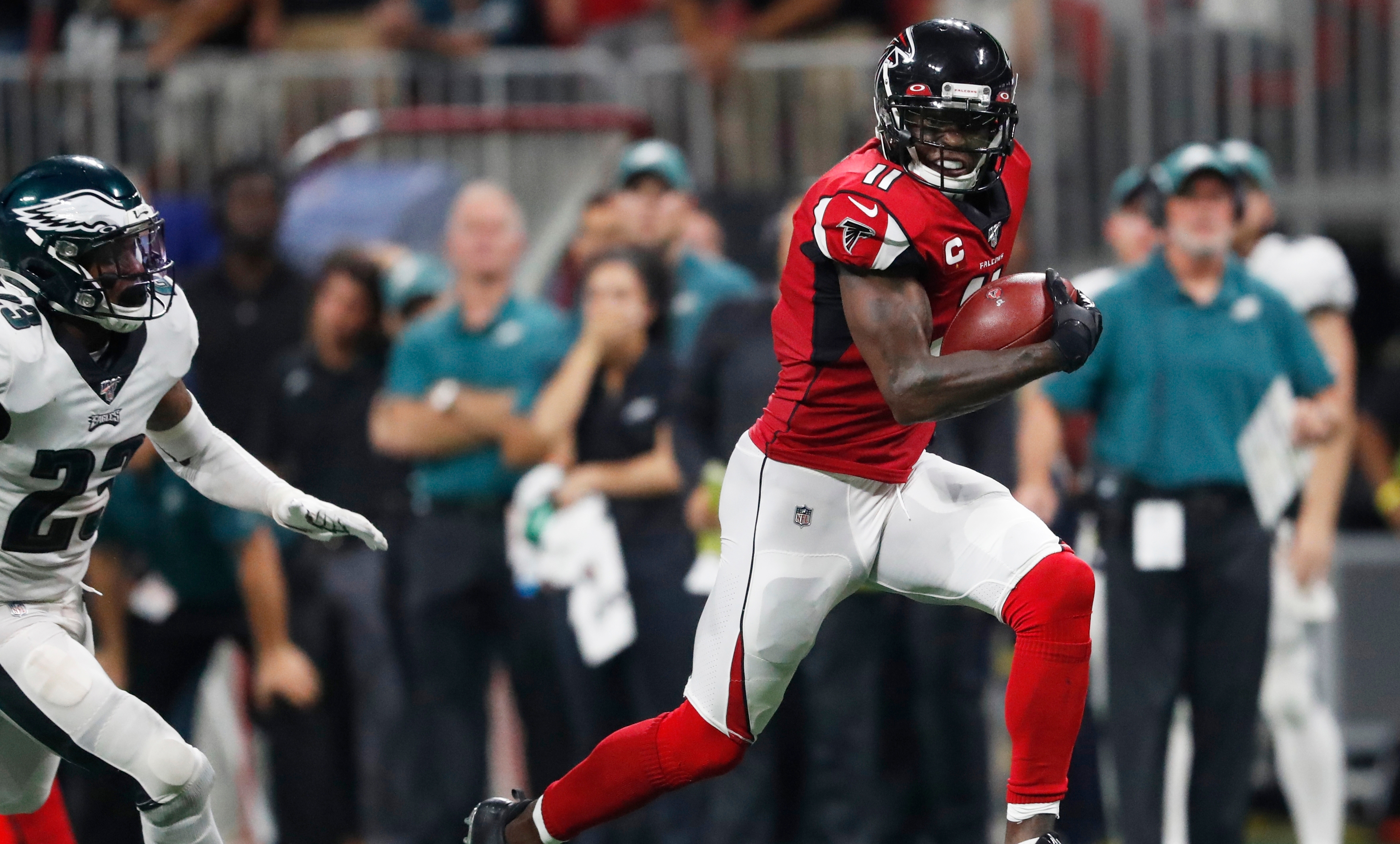 December 29, 2019: Atlanta Falcons wide receiver Julio Jones (11) signs a  jersey for fans after the NFL game between the Atlanta Falcons and the  Tampa Bay Buccaneers held at Raymond James