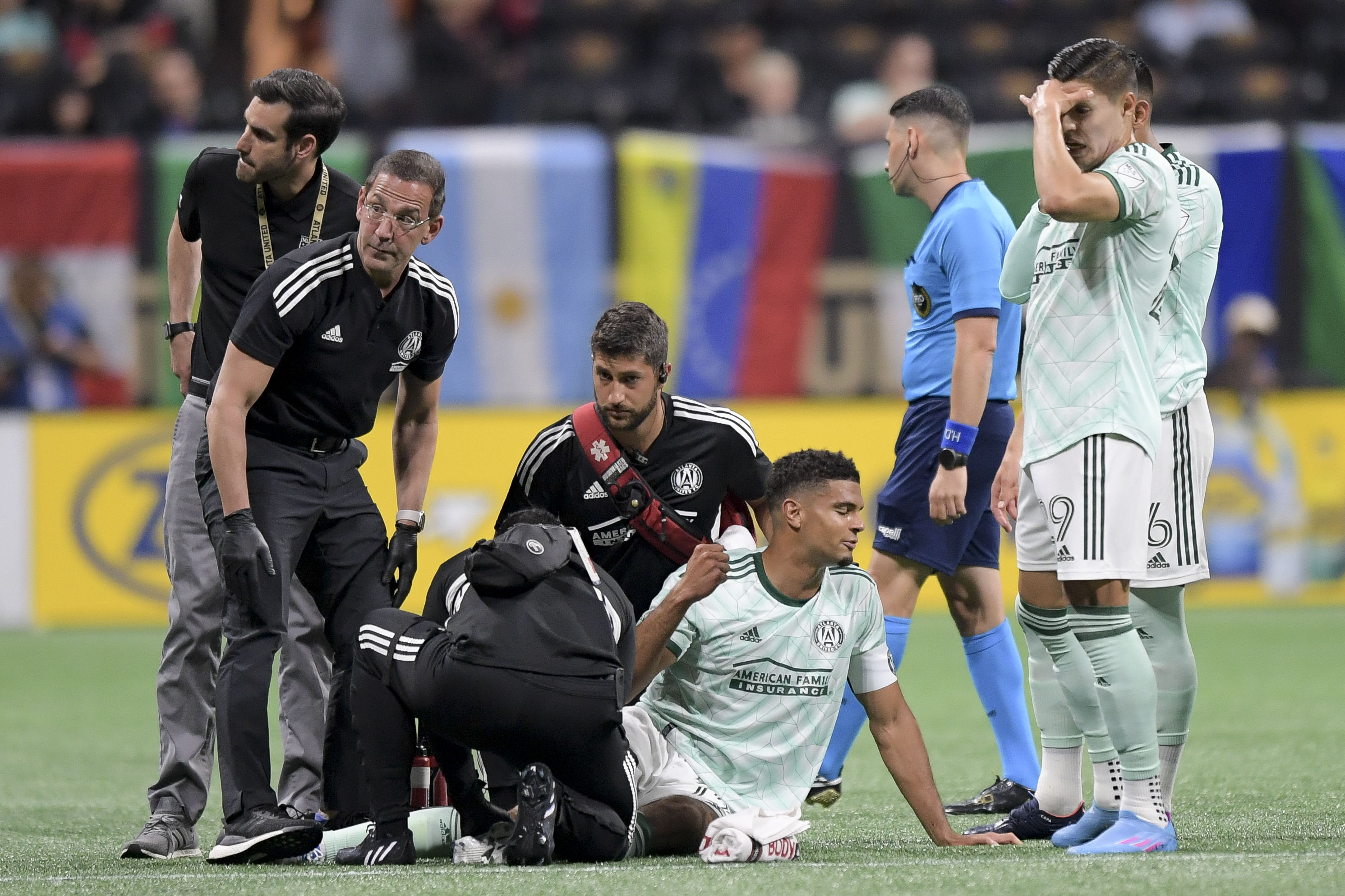 Atlanta United's Miles Robinson to have MRI after leaving field on stretcher