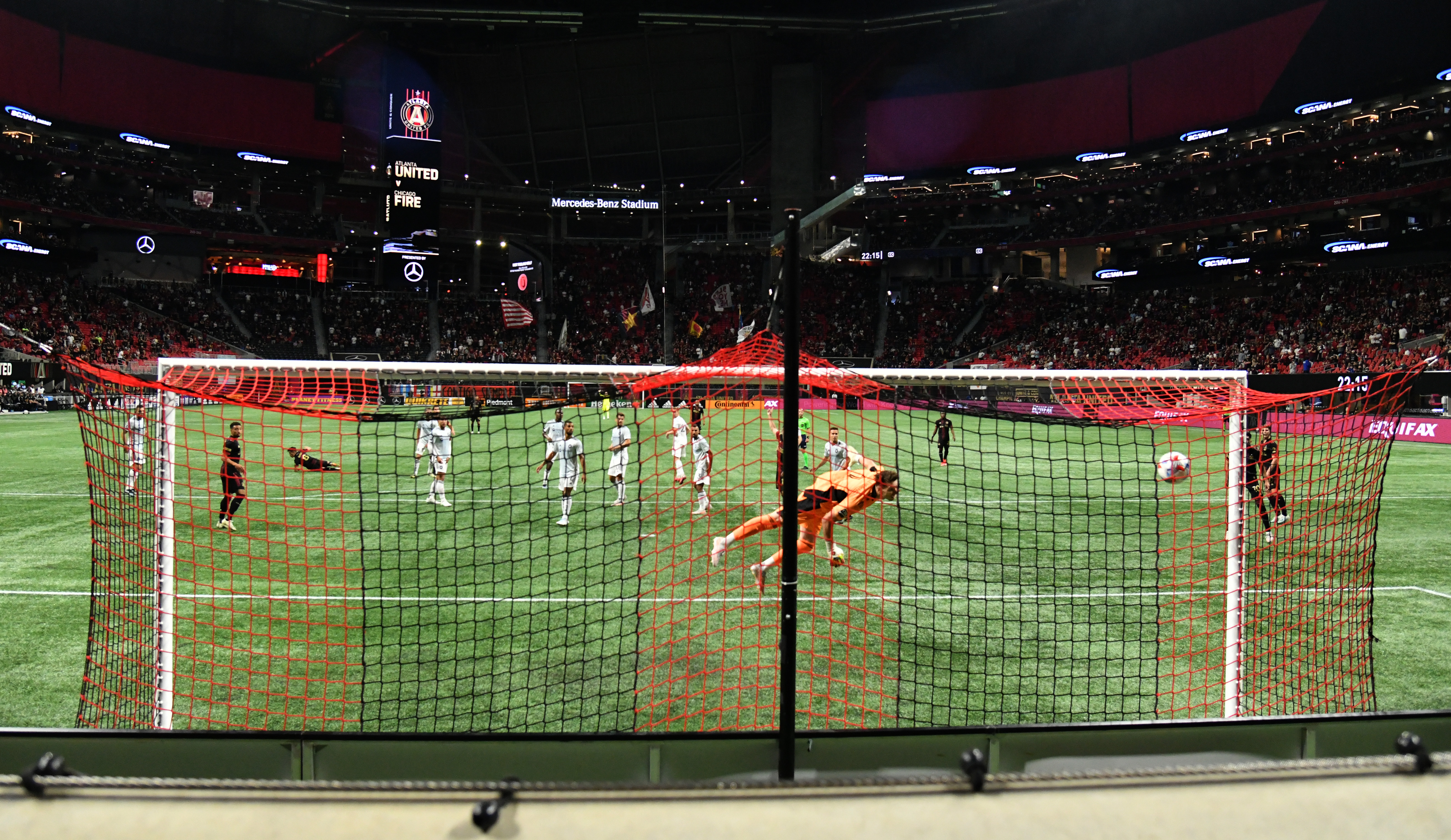 Chicago goalkeeper Bobby Shuttleworth (1) is not able to stop the goal by Atlanta United midfielder Ezequiel Barco (8) during the first half Saturday, April 24, 2021, at Mercedes-Benz Stadium in Atlanta. (Hyosub Shin / Hyosub.Shin@ajc.com)