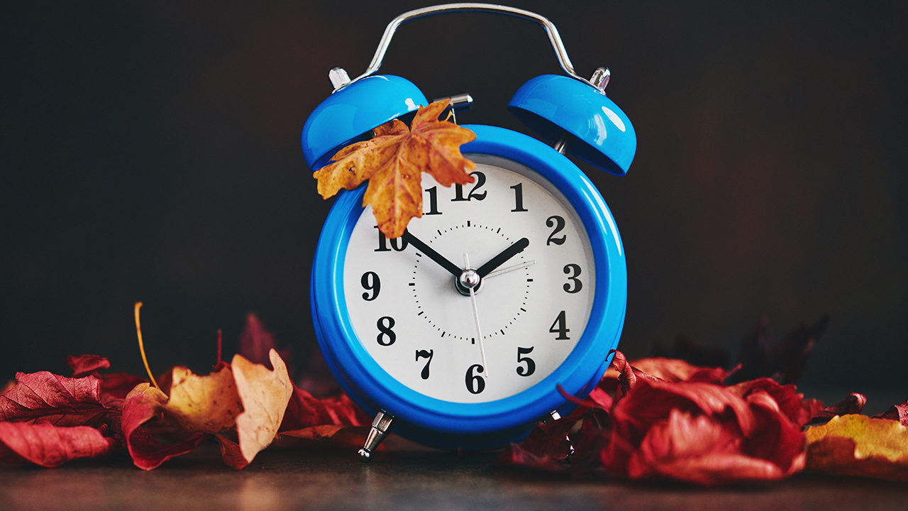 Time to fall back: Daylight saving time ends Saturday night - East Cobb News