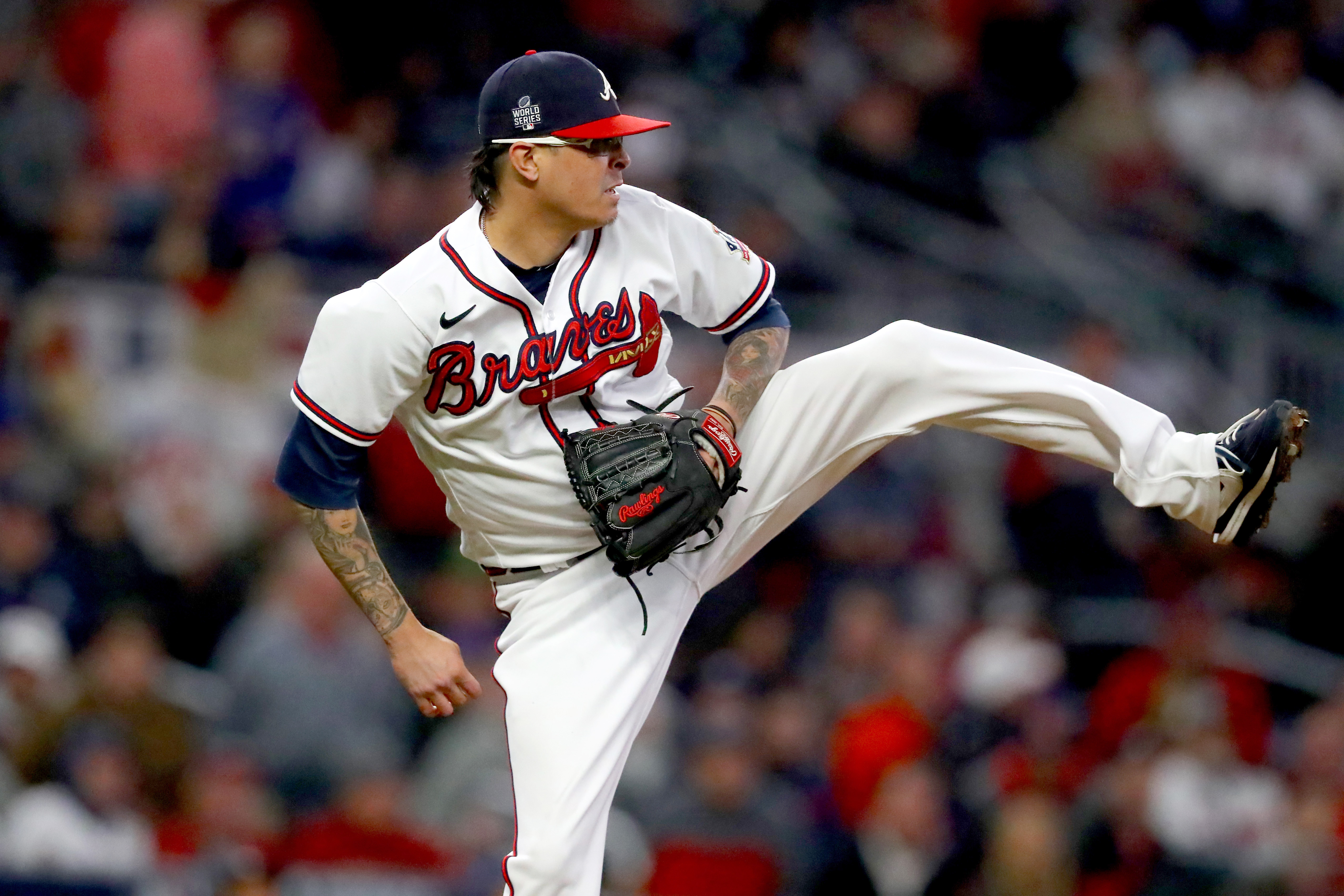 Braves add Jesse Chavez, reinstate Austin Riley to active roster