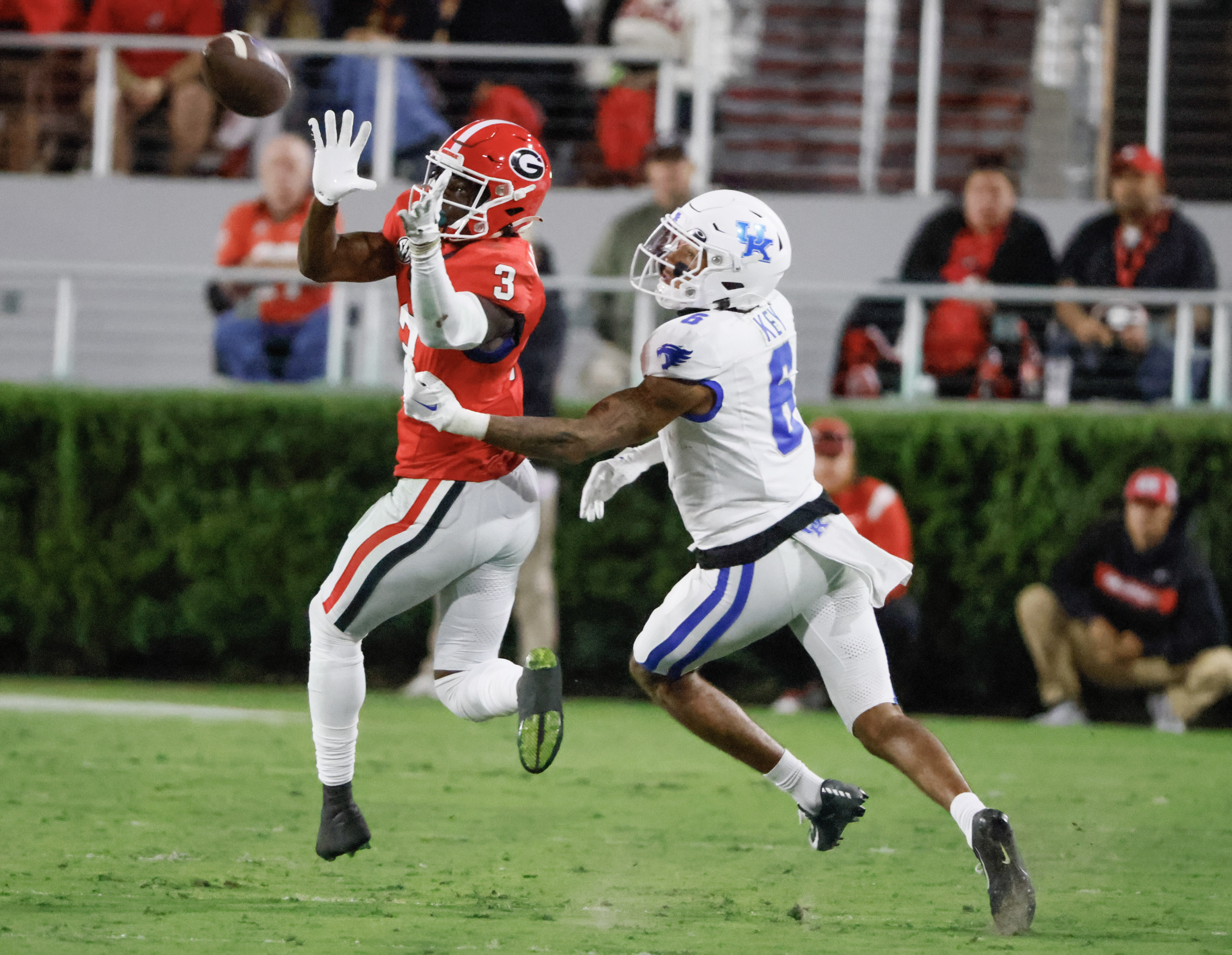 Flashback: Smith-led Gators Triumphed in Last Bowl Trip to Birmingham -  Florida Gators