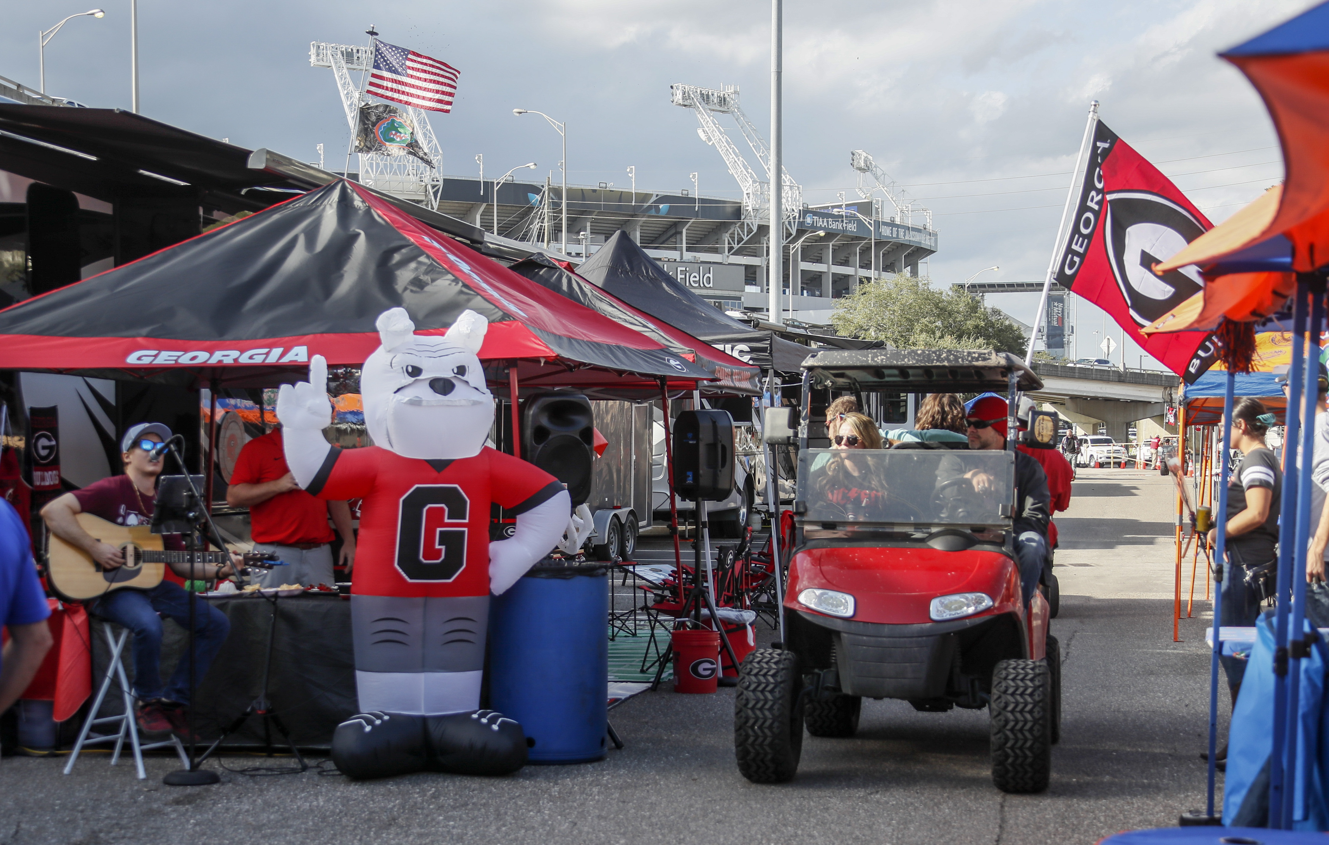 Georgia-Florida game stirs fans emotions; some seek changes pic pic