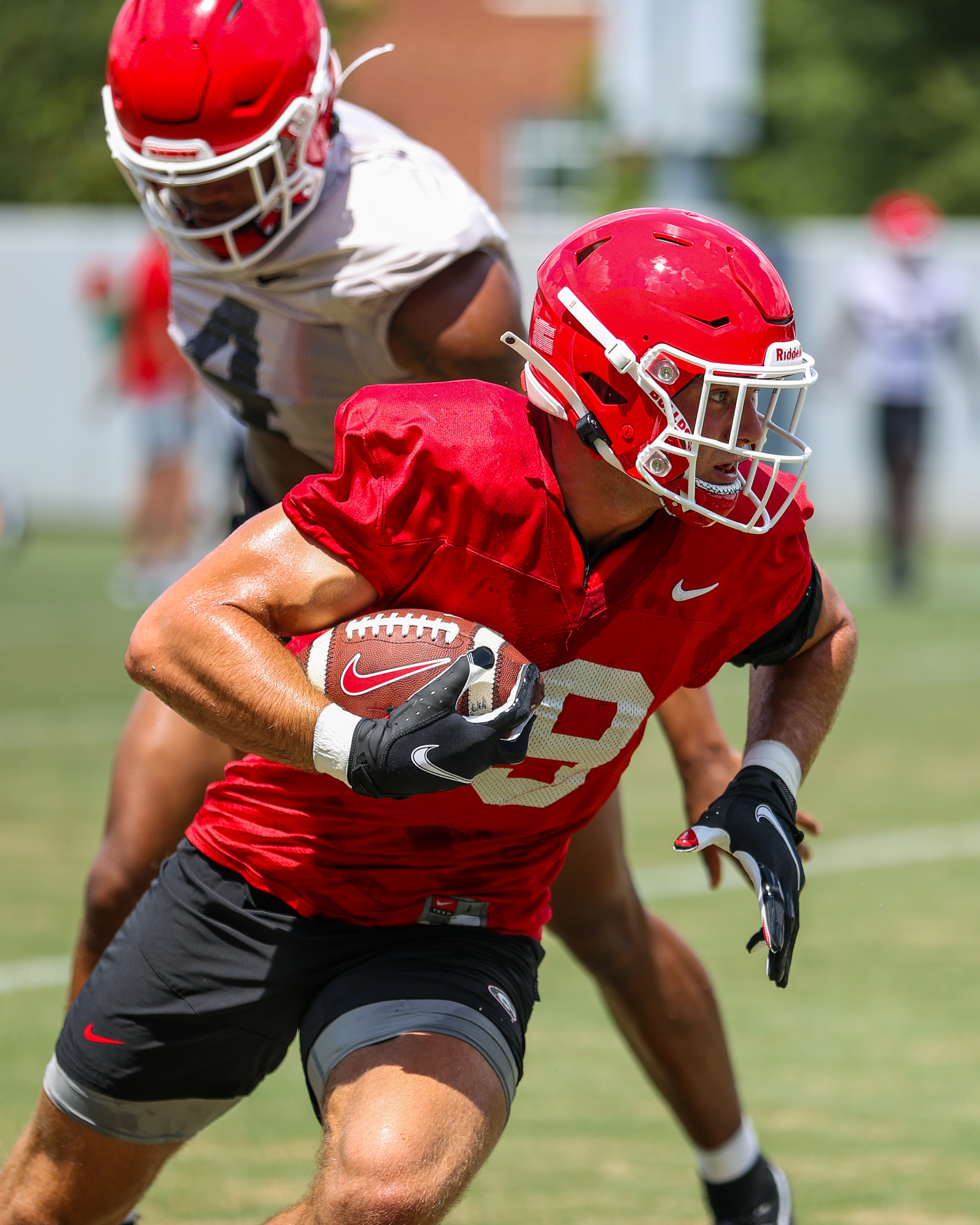 Brock Bowers to miss spring practice at Georgia, per report