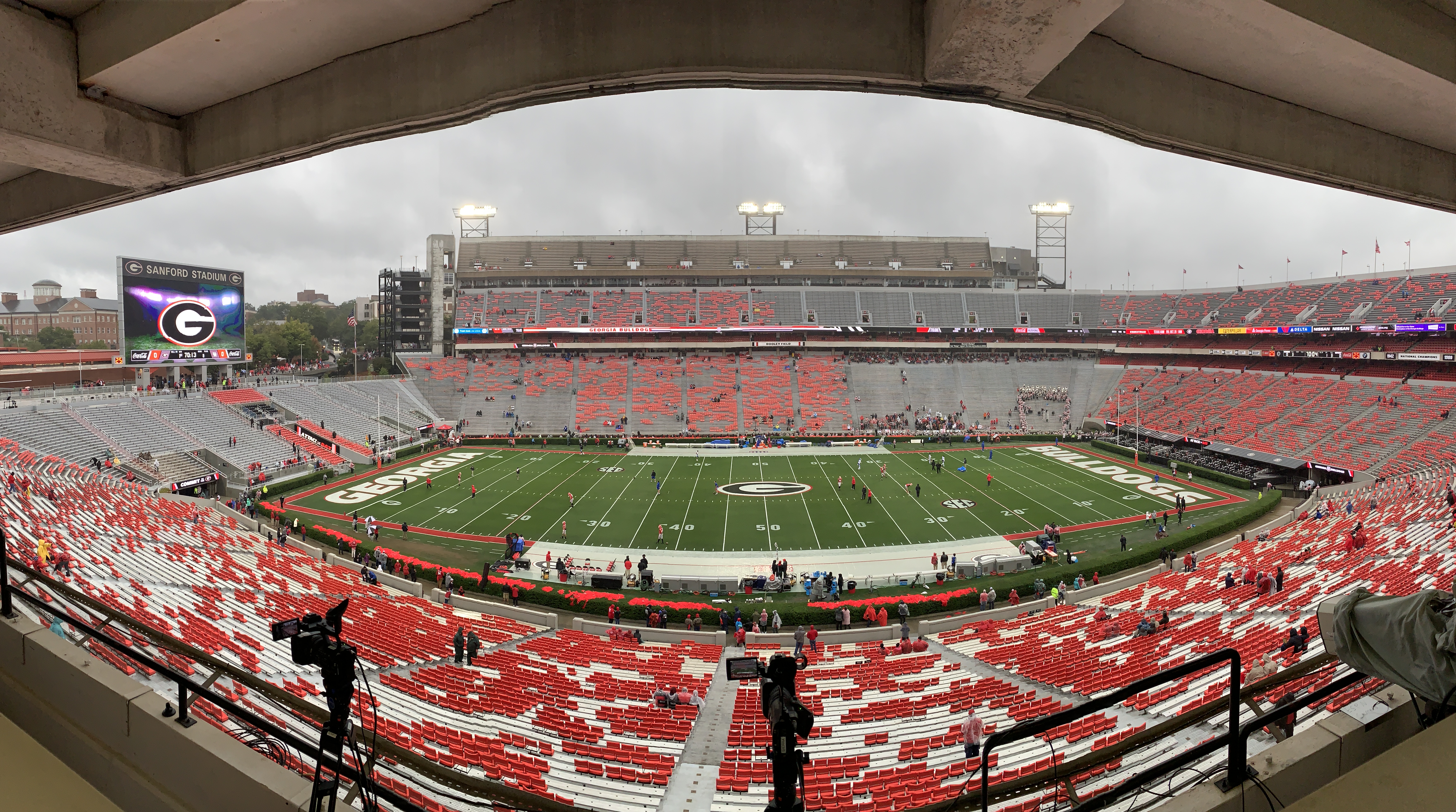 georgia football stadium seats