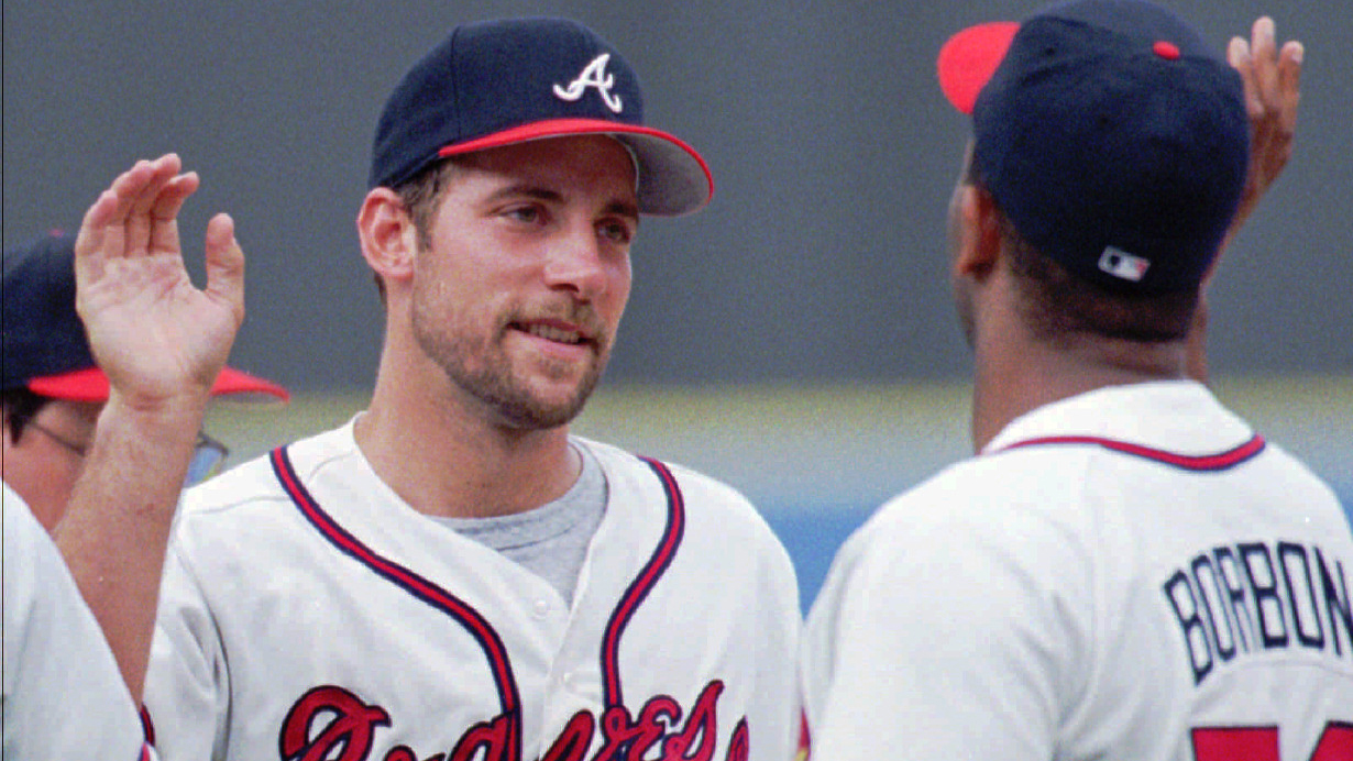 Which Atlanta Braves pitchers have recorded 20+ win pitching