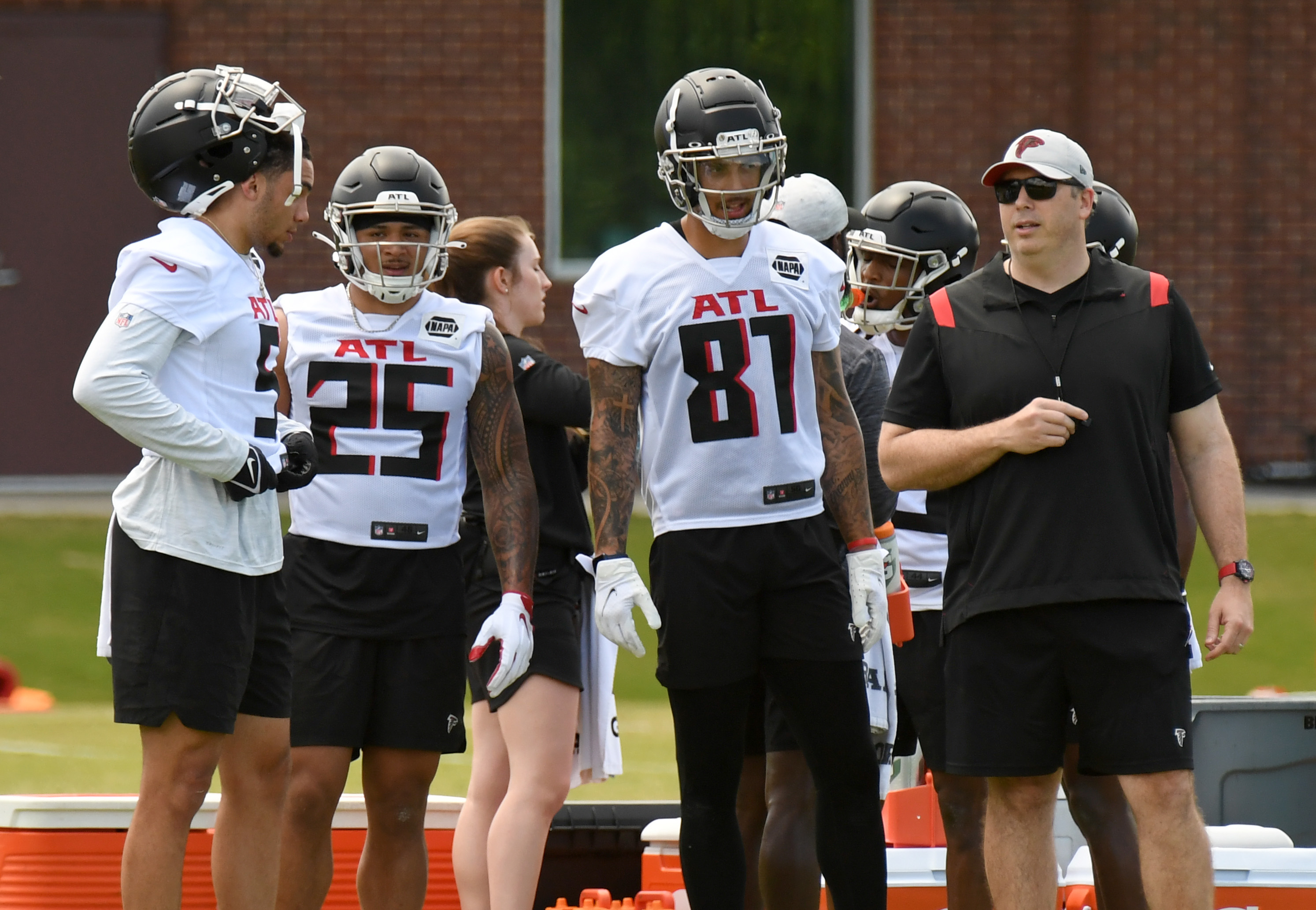 Falcons' London embraces health, contract at rookie minicamp