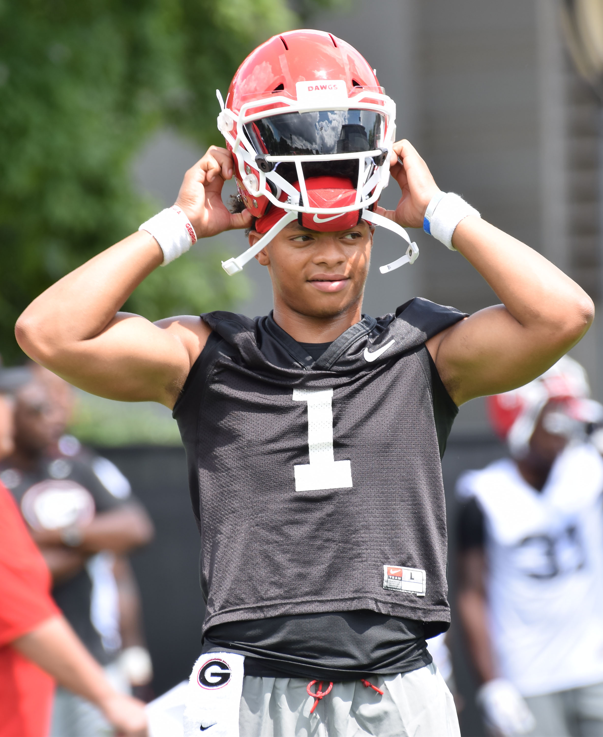 Justin Fields' transfer to Ohio State is Buckeyes' gain, UGA's