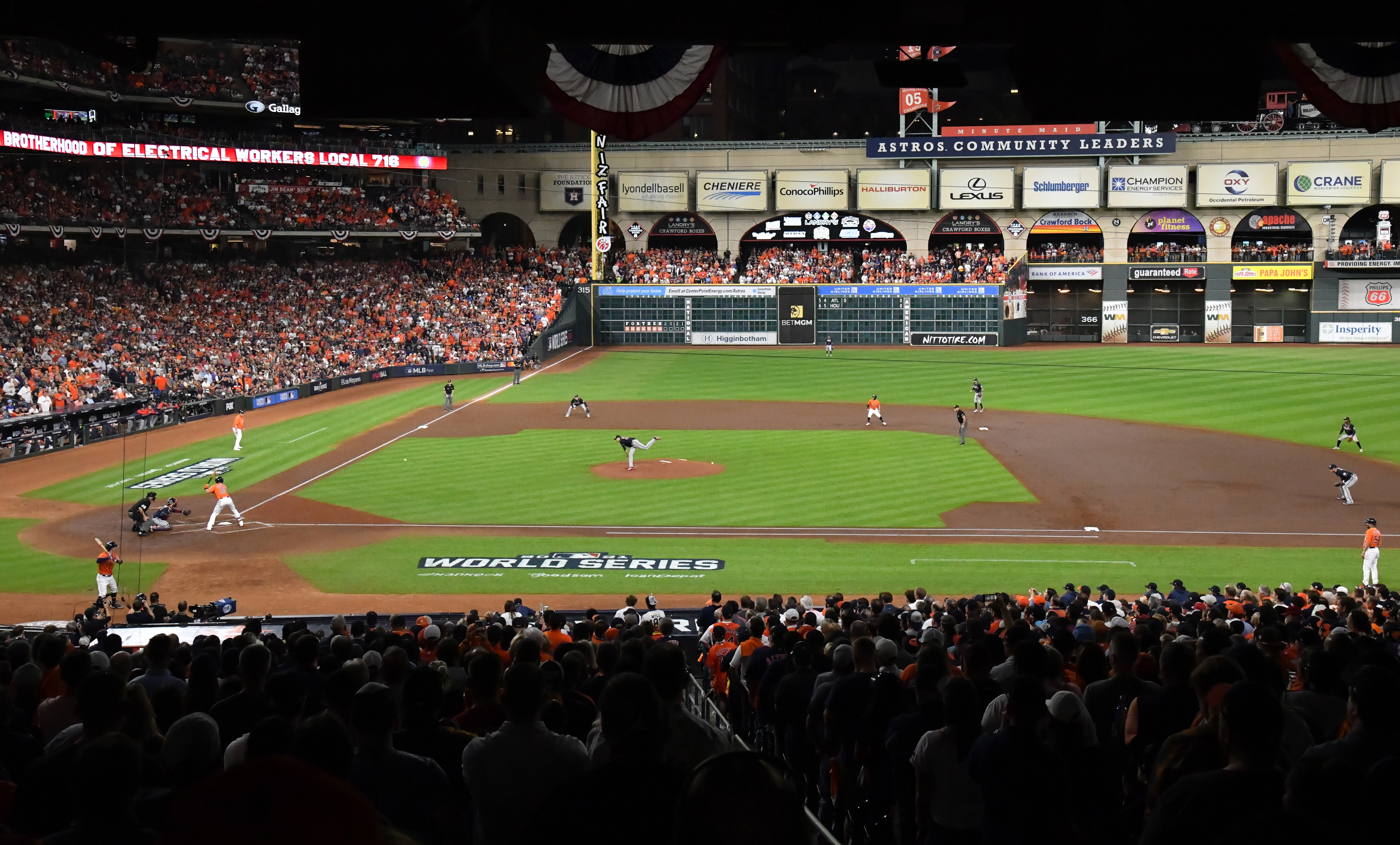 Houston, USA. 27th Oct, 2021. Houston Astros relief pitcher Ryan Pressly  throws in the 8th inning in game two against the Atlanta Braves in the MLB World  Series at Minute Maid Park