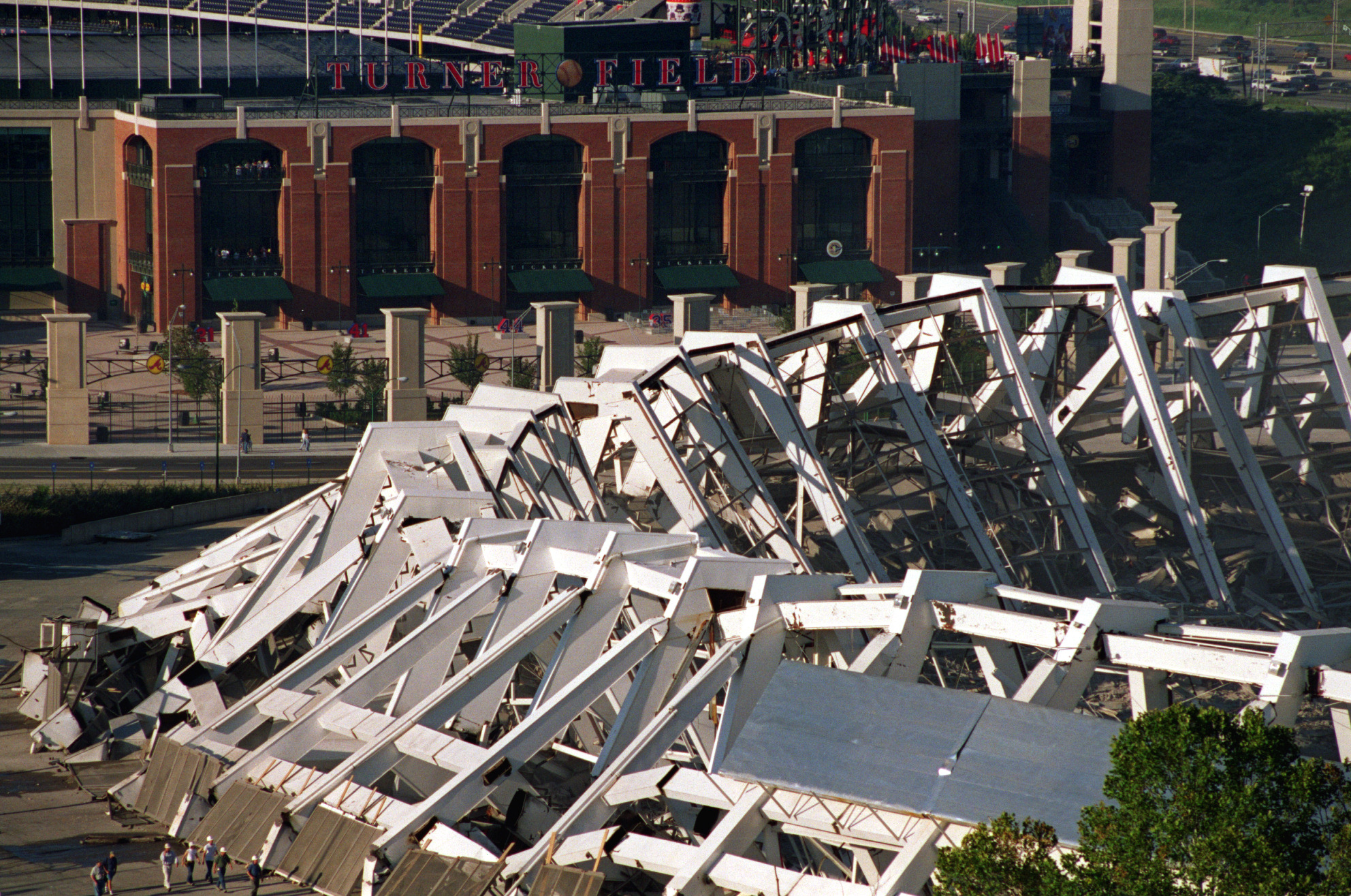 Flashback: The implosion of Atlanta–Fulton County Stadium