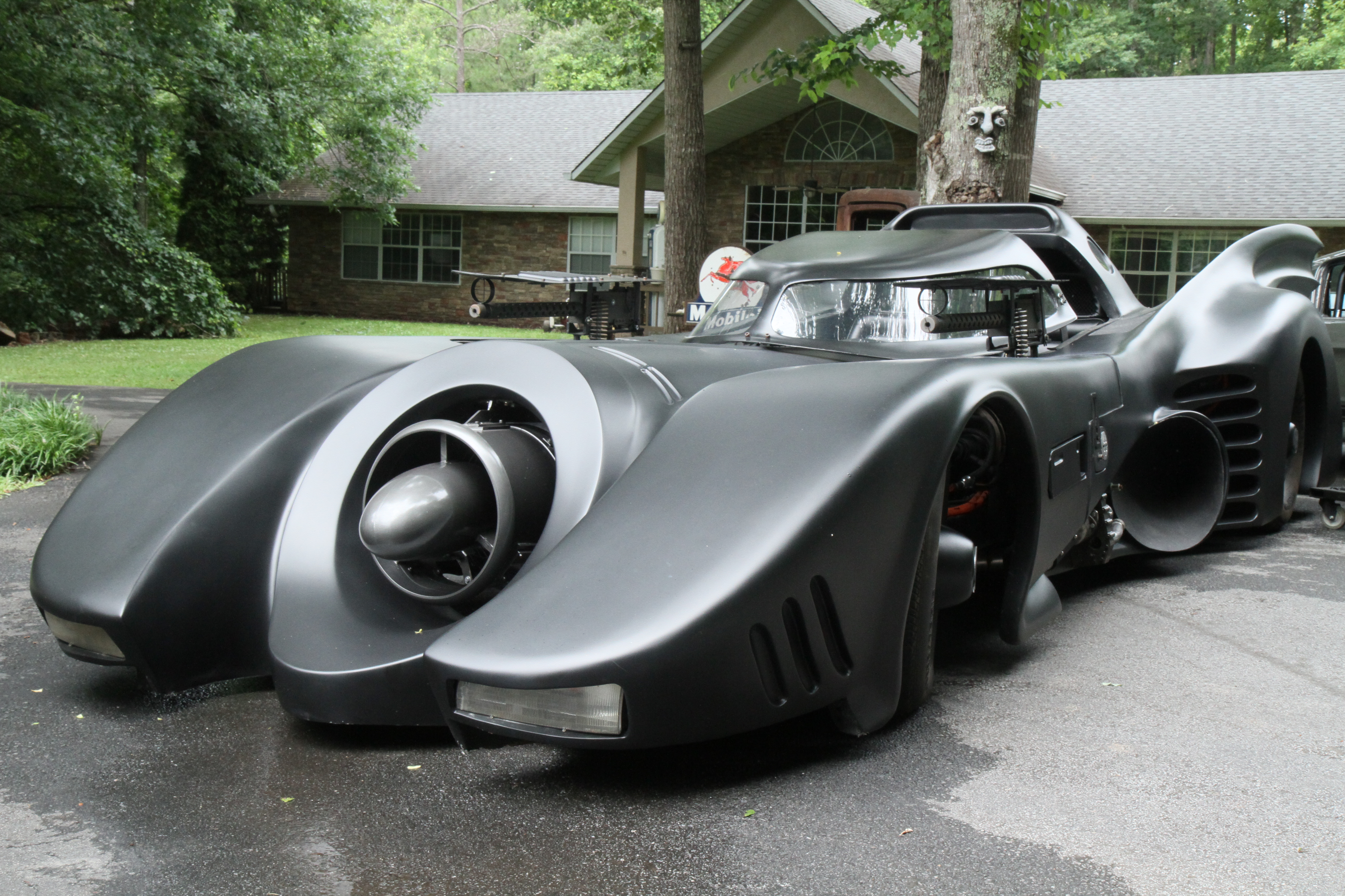 Mystery 2024 machine batmobile