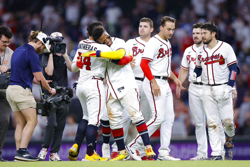 Atlanta Braves Daily Hammer Podcast: Braves win Sixth Straight