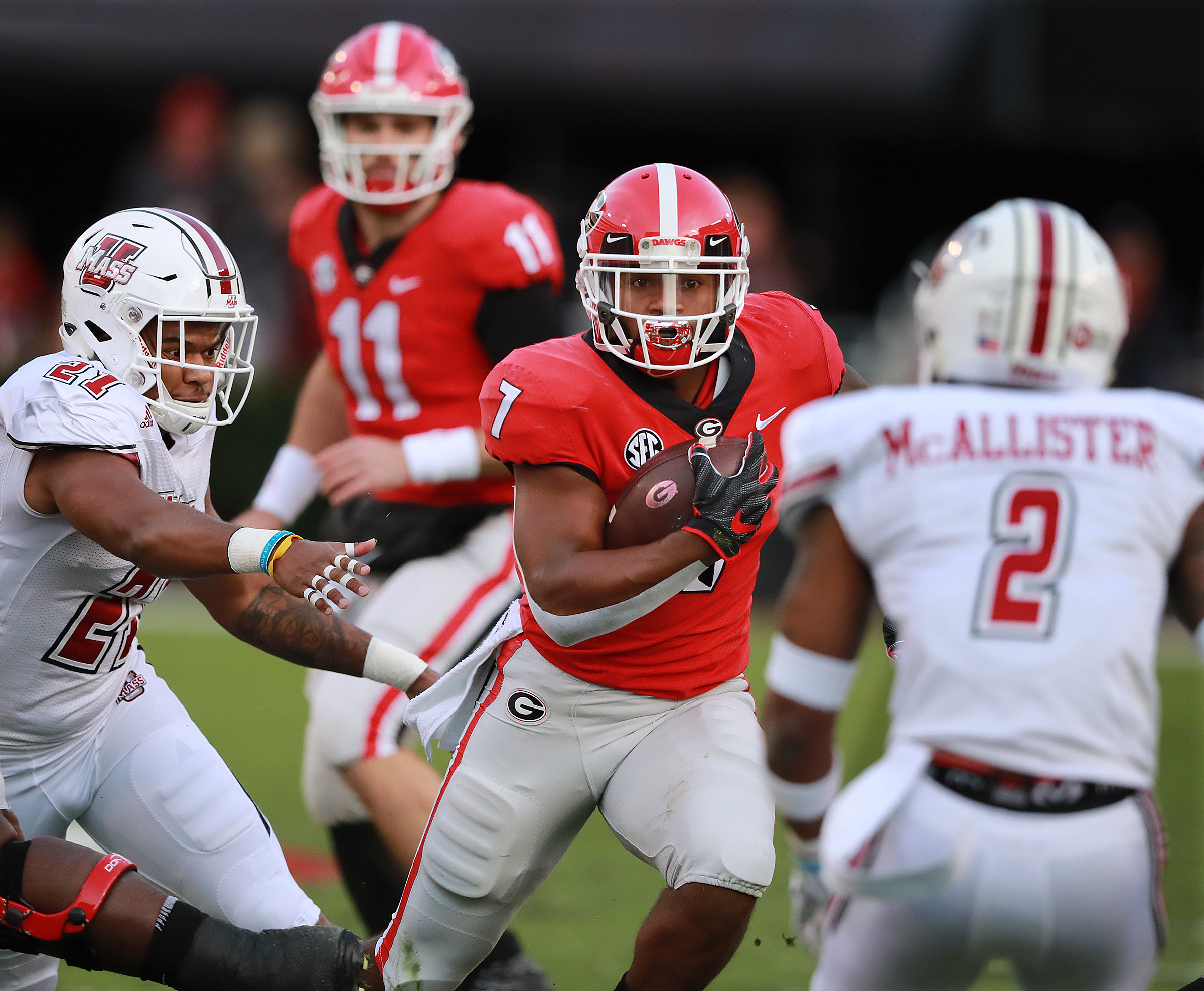 Justin Fields plays starring role in UGA's blowout win over UMass