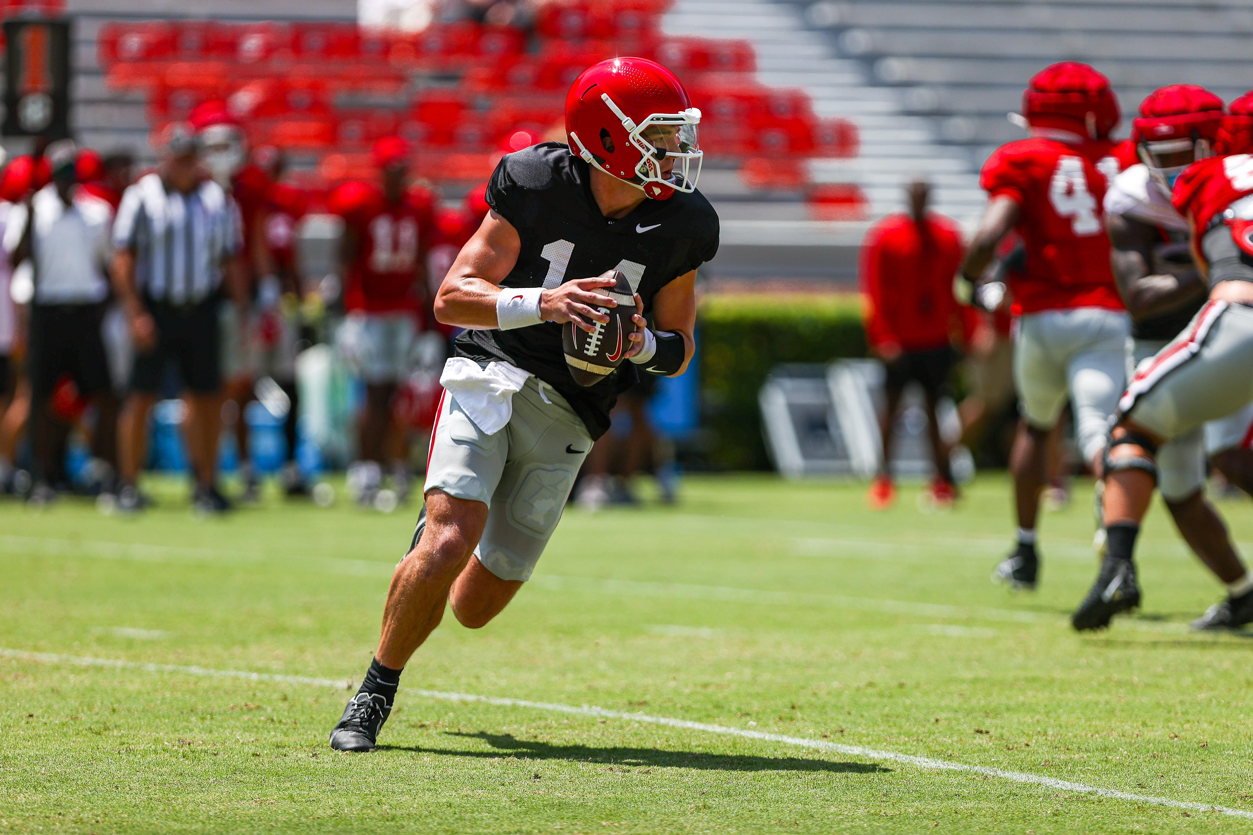 No. 1 Georgia loses running back Branson Robinson to season-ending injury