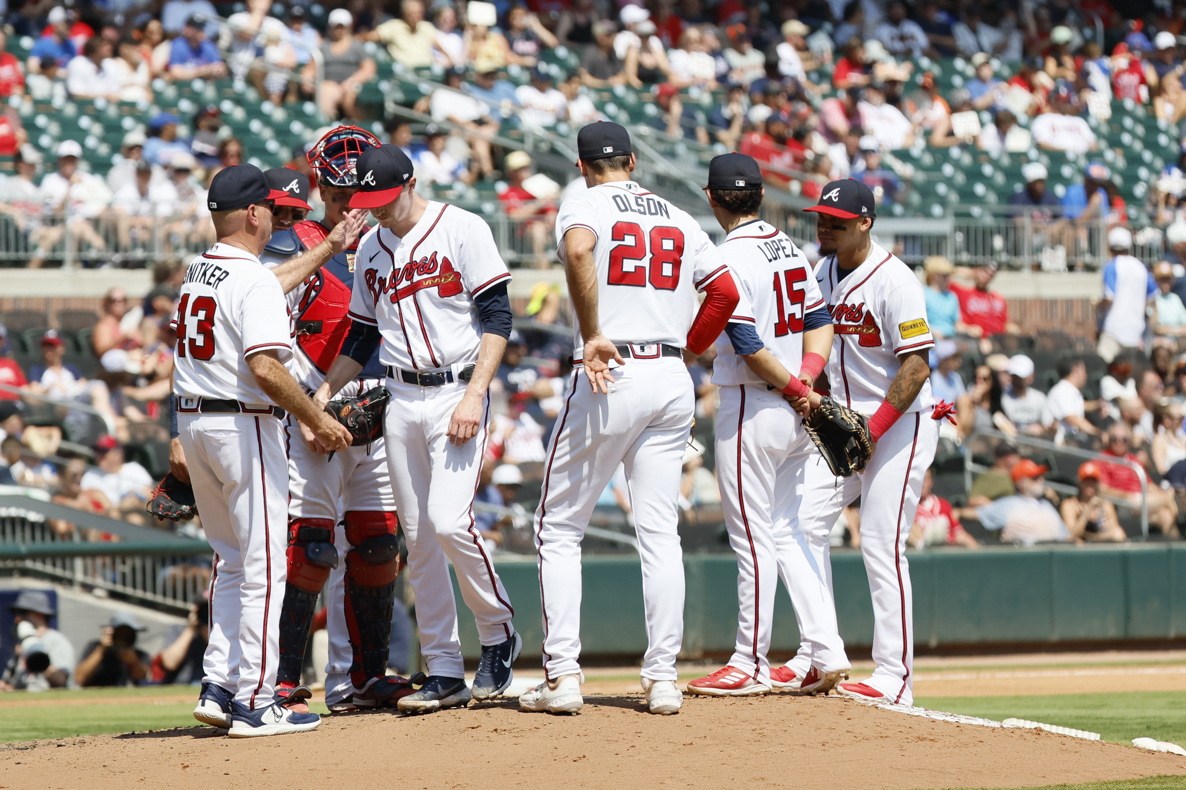 3,332 Atlanta Braves V San Francisco Giants Game 2 Stock Photos