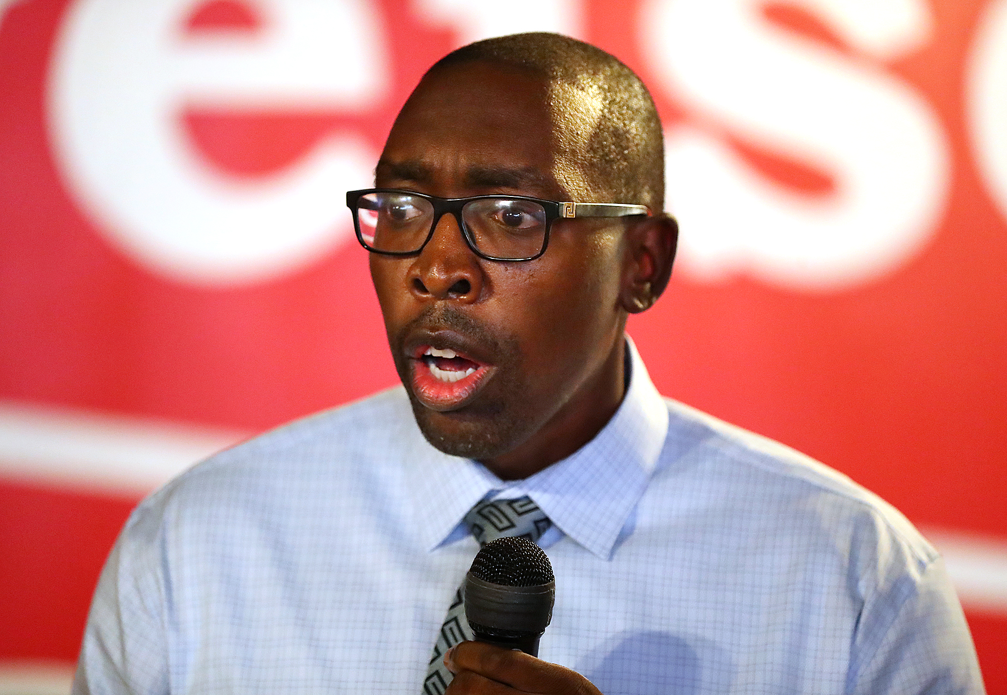 080421 Atlanta: Mayoral candidate and local businessman Richard Wright takes questions during a mayoral debate hosted by The Young Democrats of Atlanta at Manuel’s Tavern on Wednesday, August 4, 2021, in Atlanta. “Curtis Compton / Curtis.Compton@ajc.com”