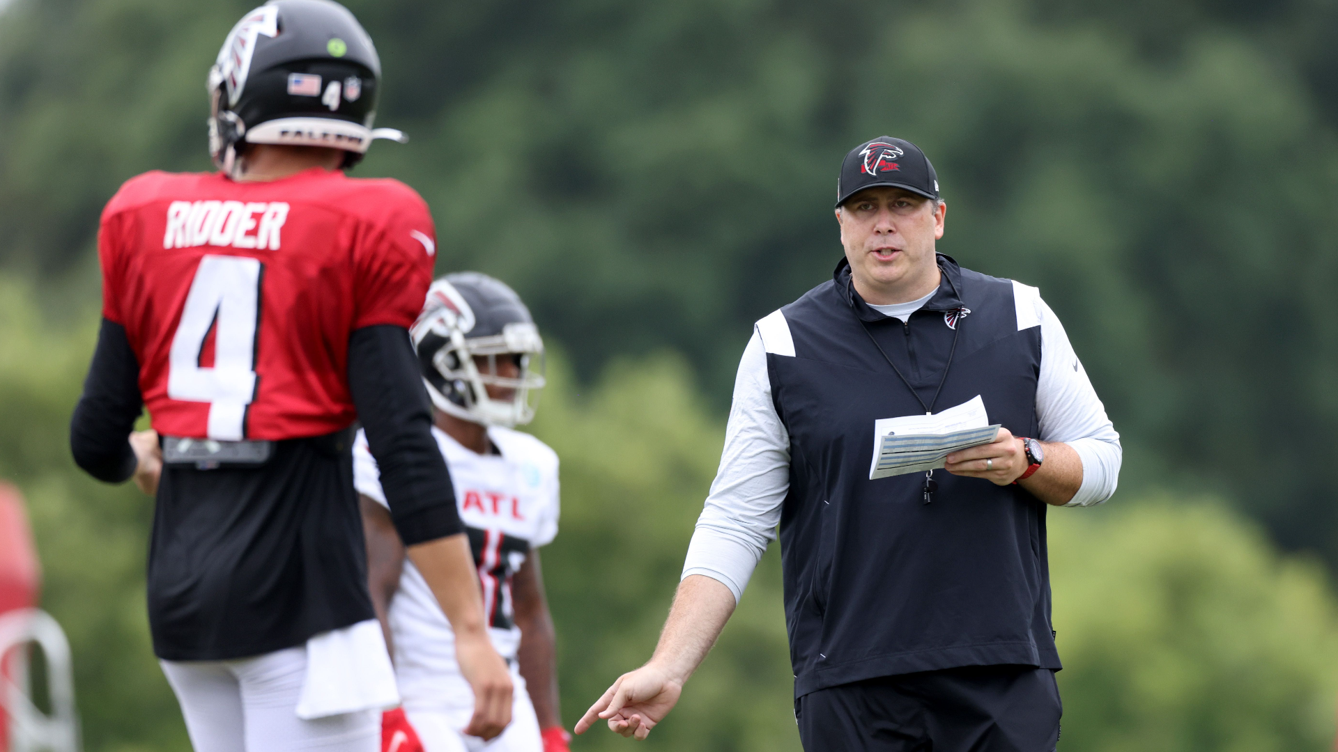 Makeup, Maturity & Clutch Gene: Why Atlanta Falcons Believe in Desmond  Ridder - Sports Illustrated Atlanta Falcons News, Analysis and More