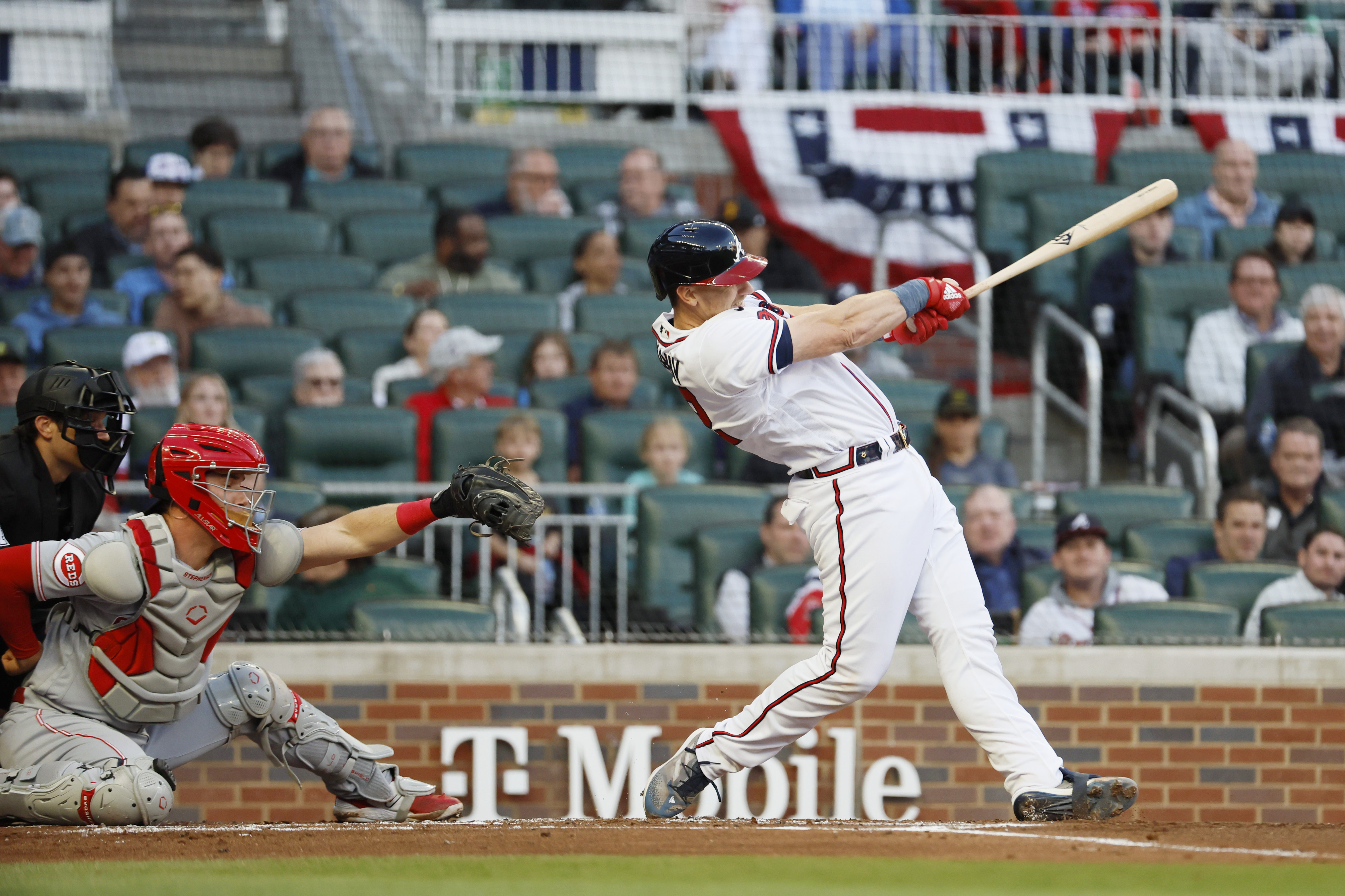 WATCH: Atlanta Braves' Sean Murphy Hits Walk-off Home Run vs