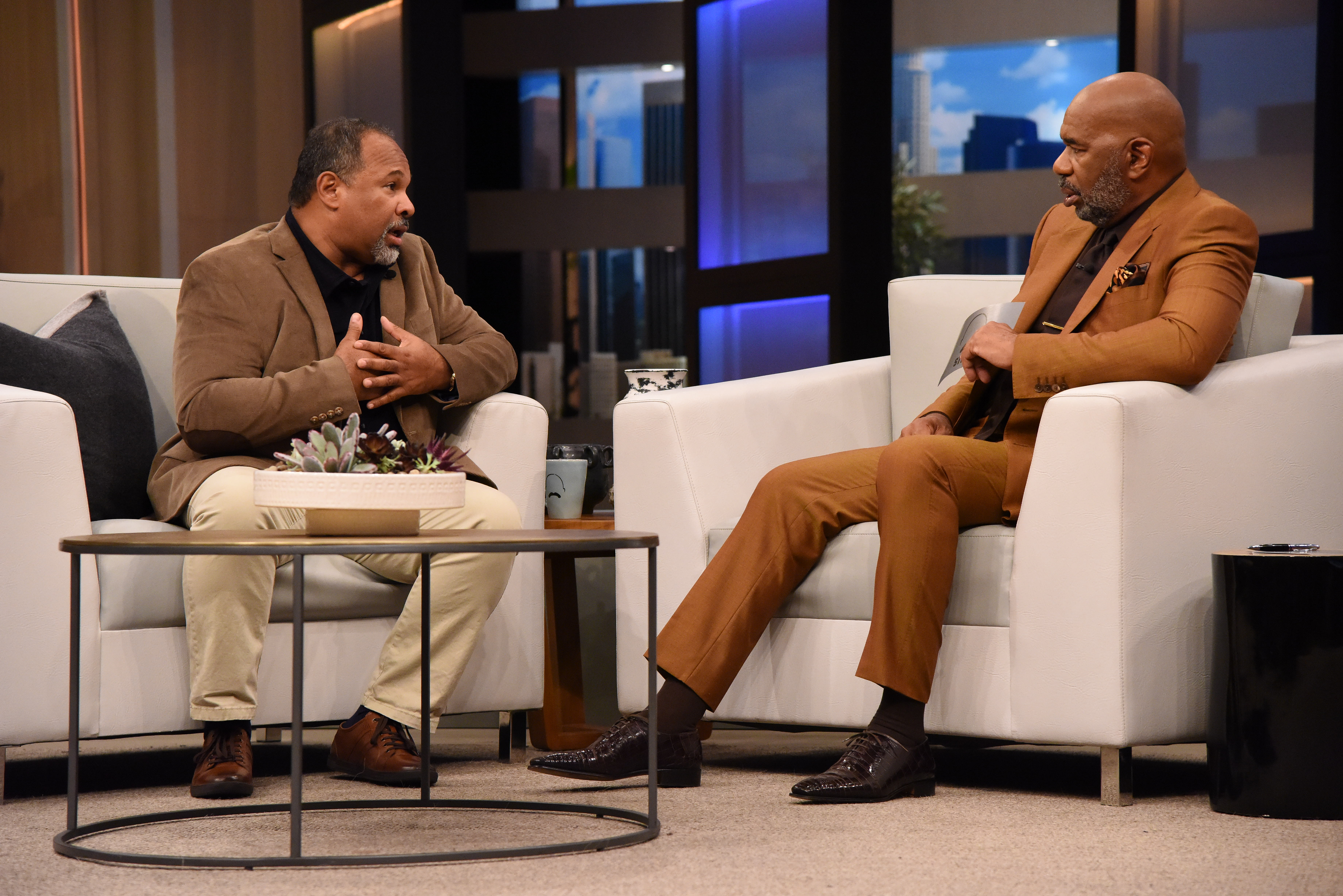 Geoffrey Owens speaks to Steve Harvey on "Steve" this Thursday, October 18, 2018. CREDIT: "Steve"