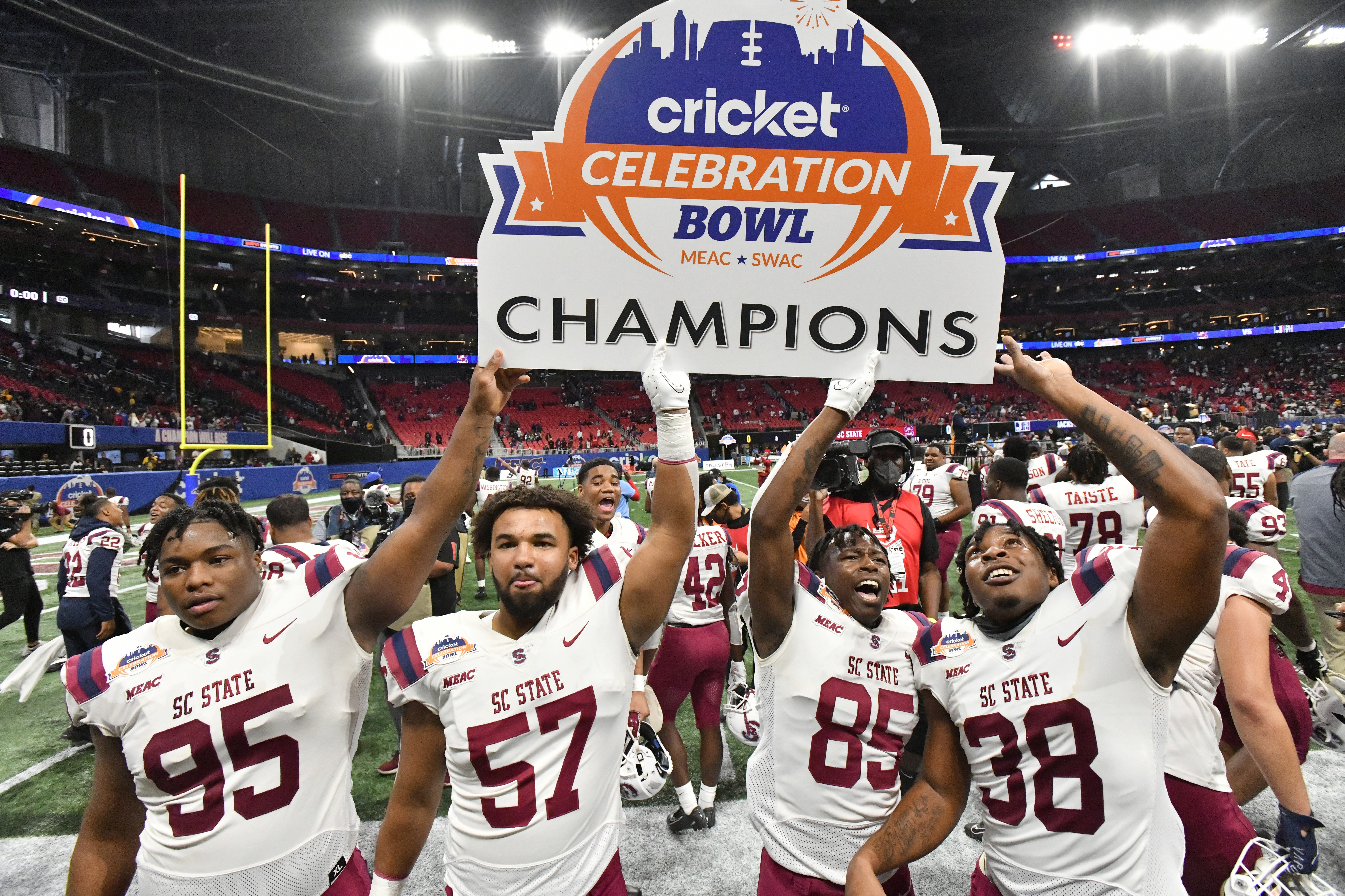 Celebration Bowl score: South Carolina State upsets Jackson State, 31-10