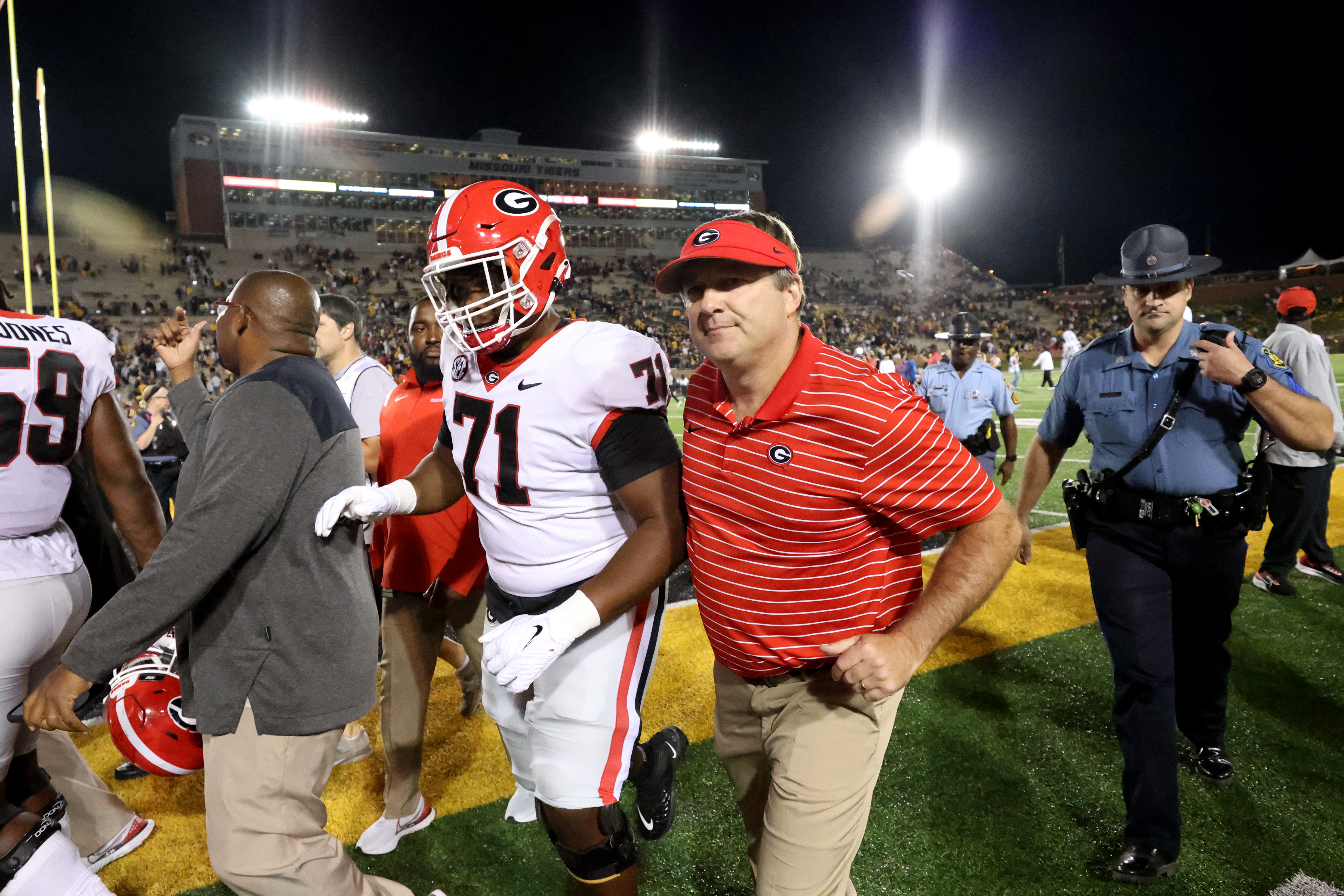 With Jalen Carter injured, Georgia football is going to see what Bear  Alexander has learned