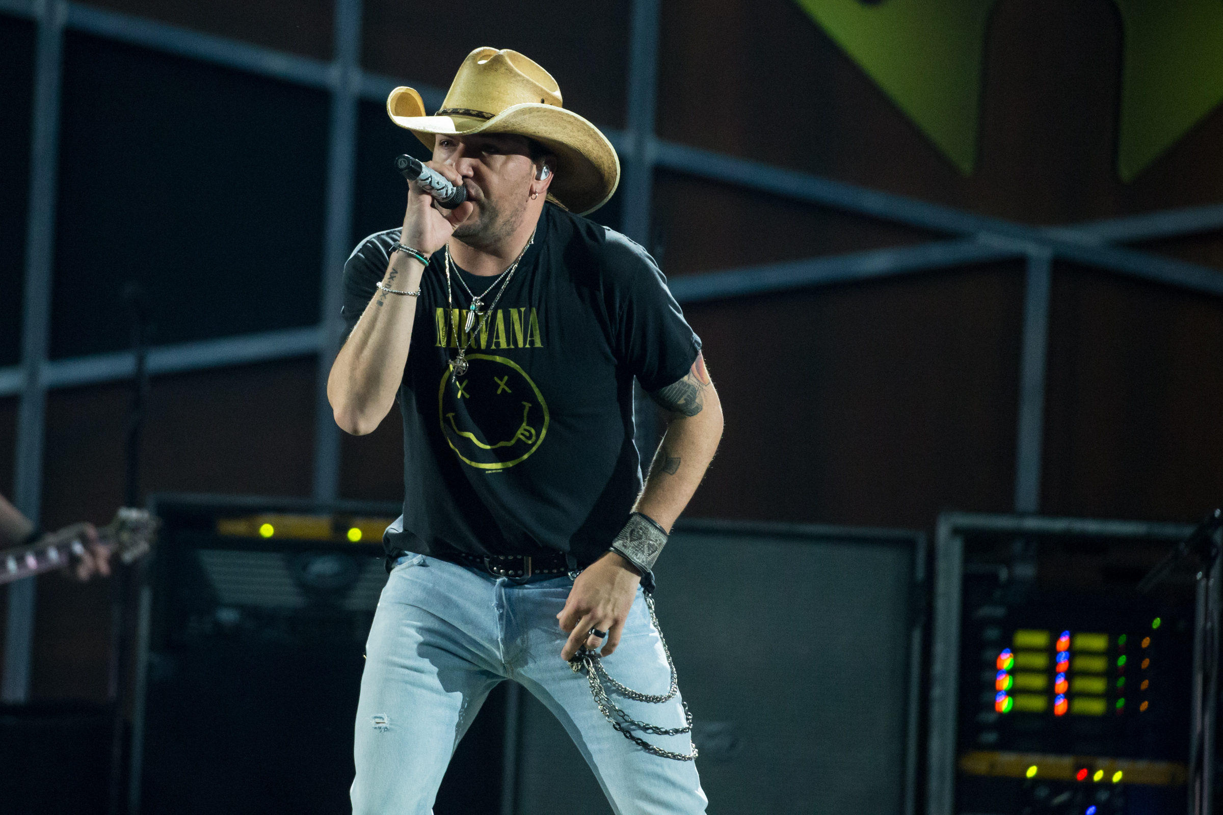 Georgia Native Jason Aldean Takes Over Atlanta Braves SunTrust Park 