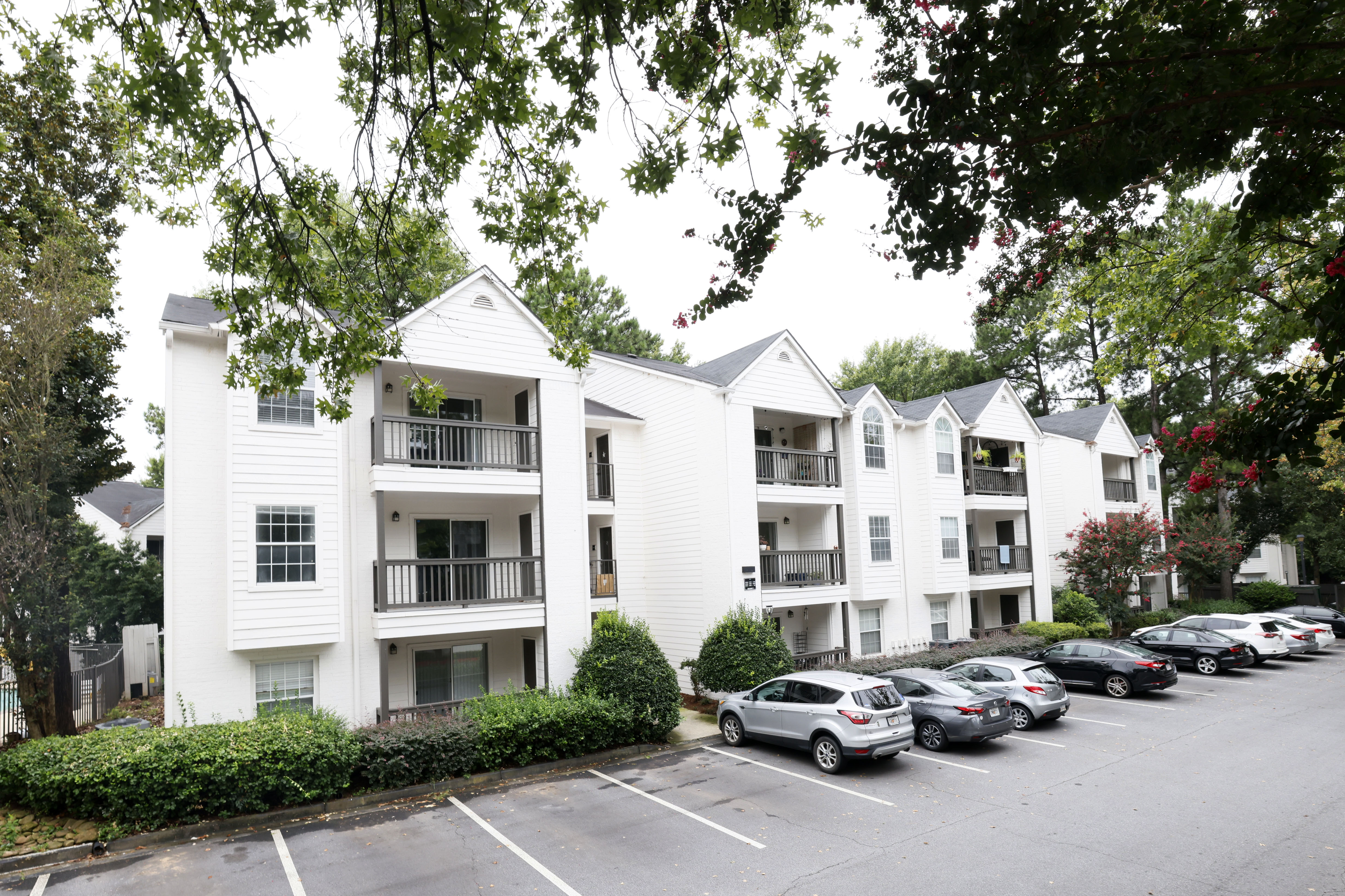 Atlanta multifamily firm Cortland Partners acquires 531 apartments at The Battery  Atlanta in Cobb County, Ga. - Atlanta Business Chronicle
