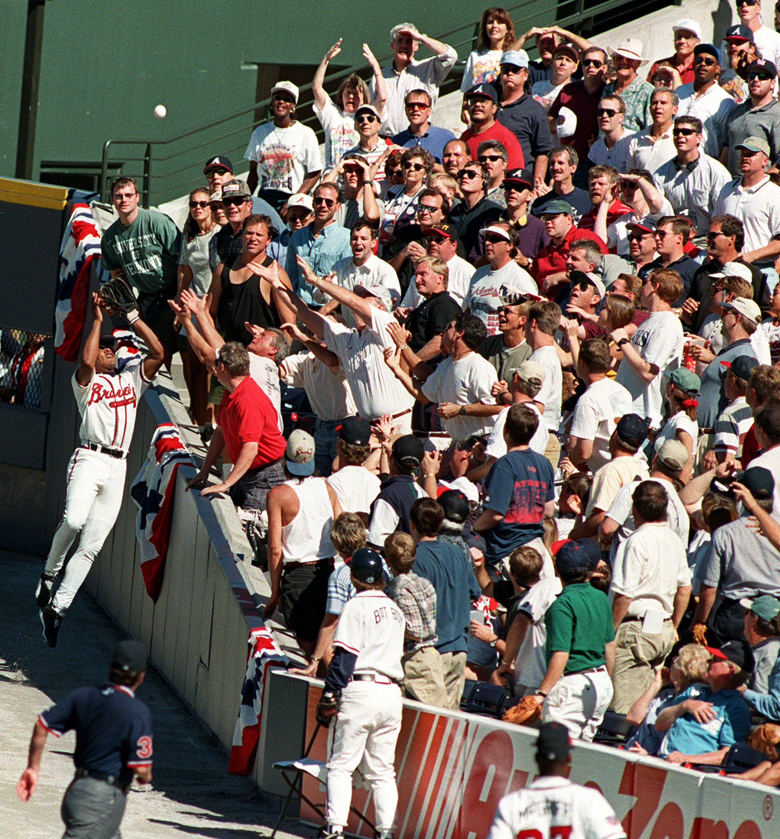 Braves flashback: Andruw Jones