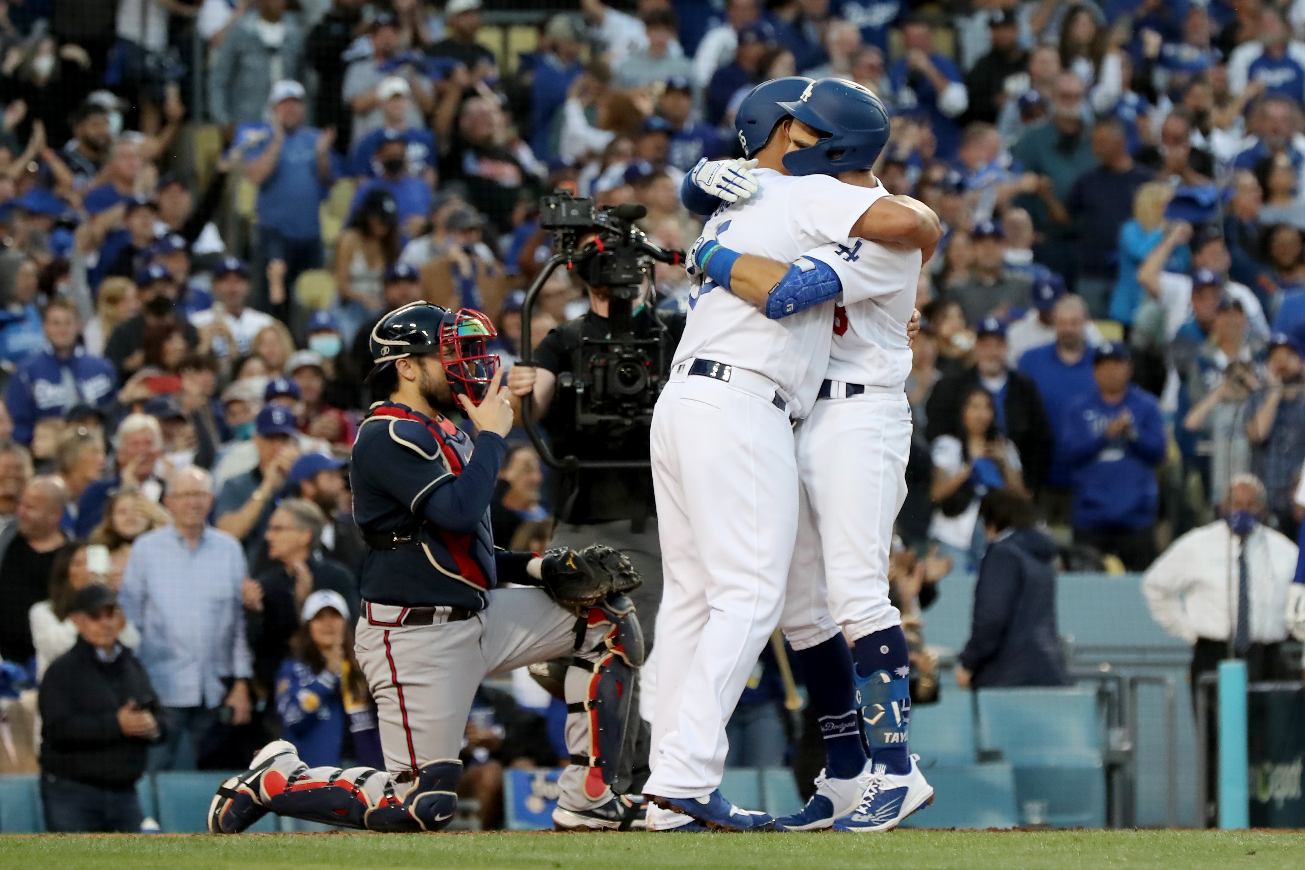 Brusdar Graterol NLCS Game-Used Jersey Against Atlanta Braves