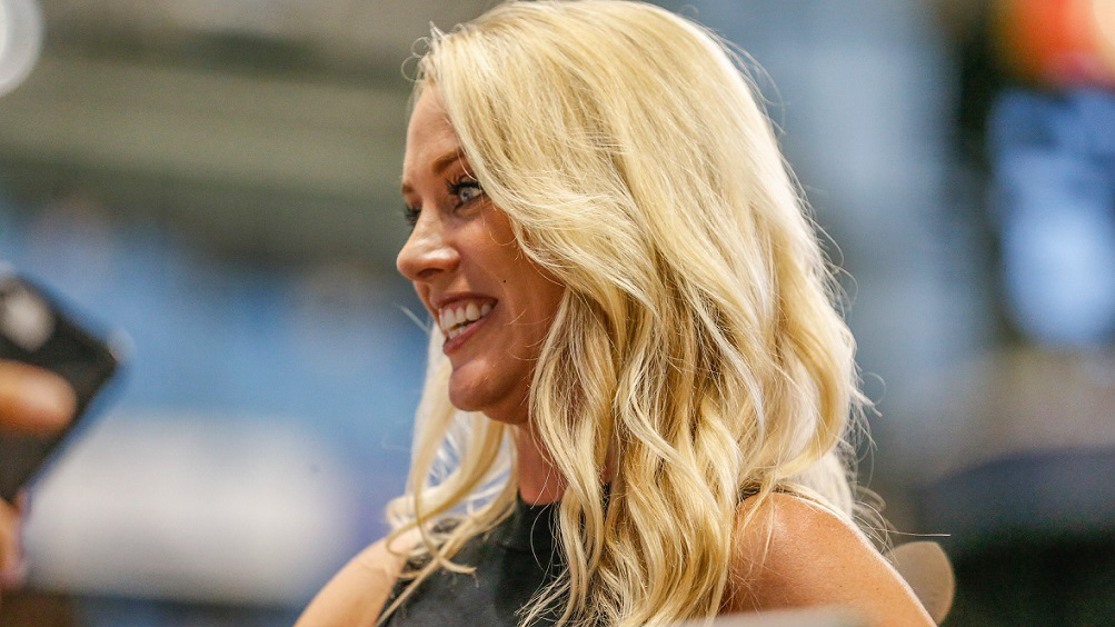 INTERVIEW: Kelly Crull, new Fox Sports sideline reporter for the