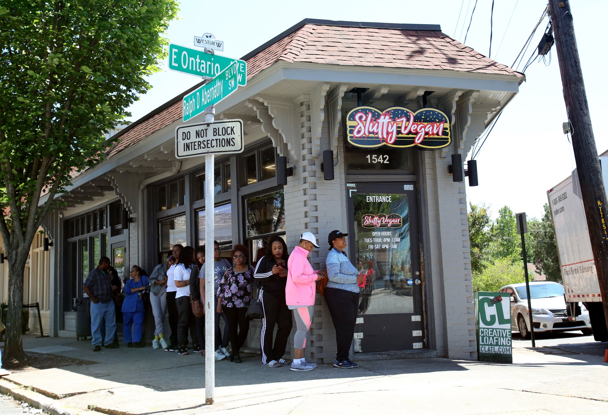 13 Black Owned Restaurants You Should Visit In Atlanta