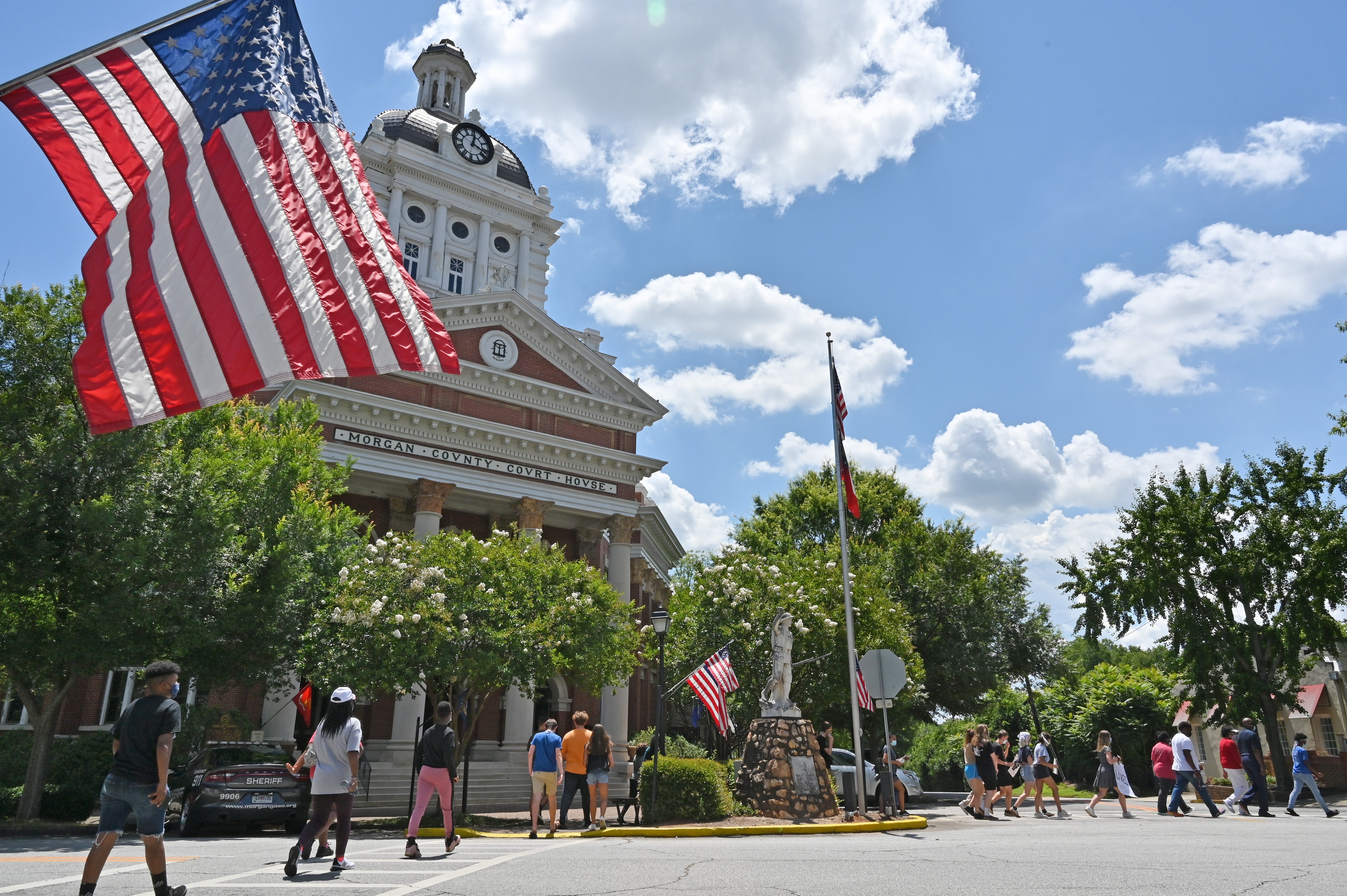 Georgia Square Mall's Not Dying - Flagpole