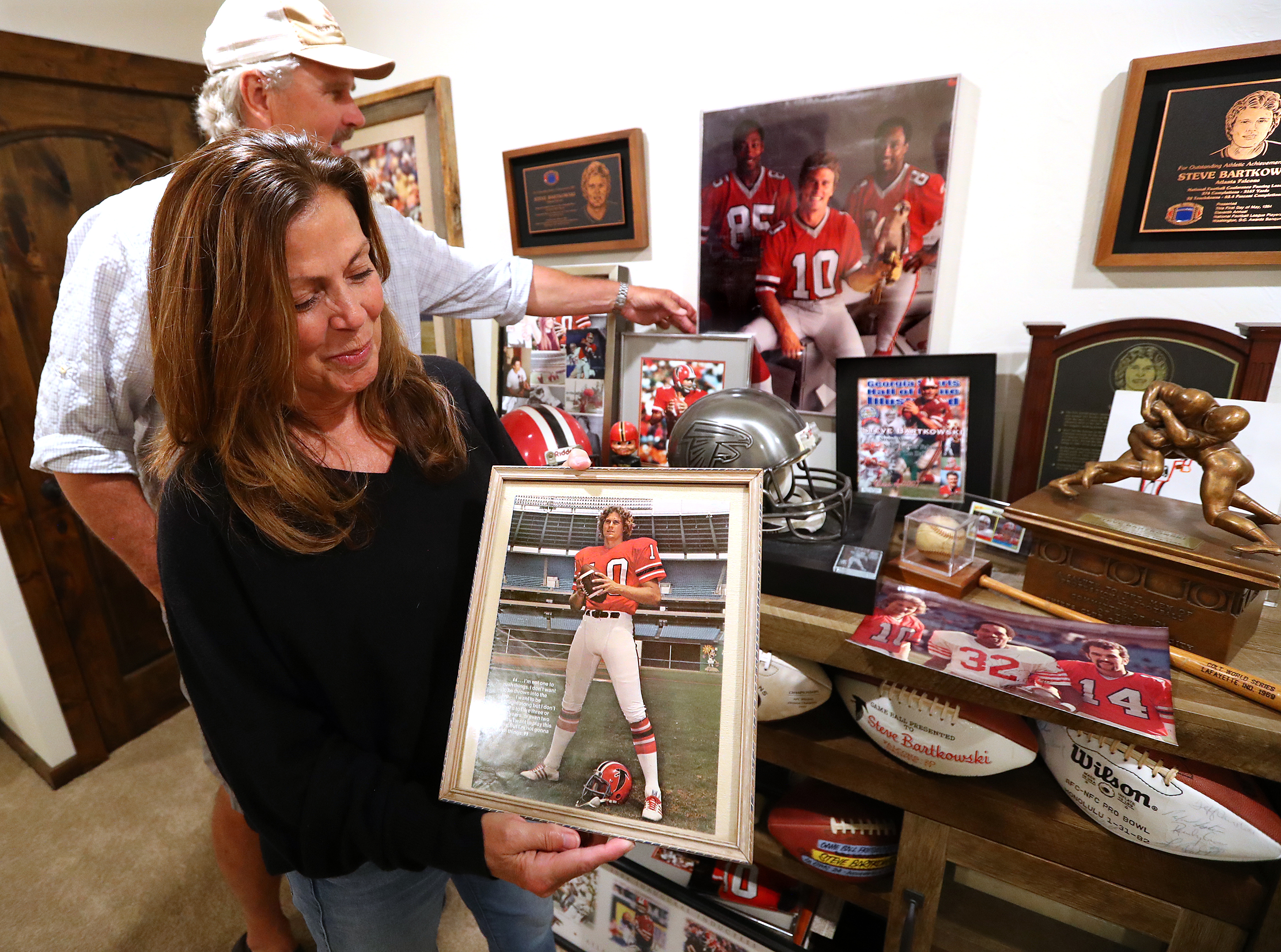 Chasing the wild life  Falcons Ring of Honor QB Bartkowski living