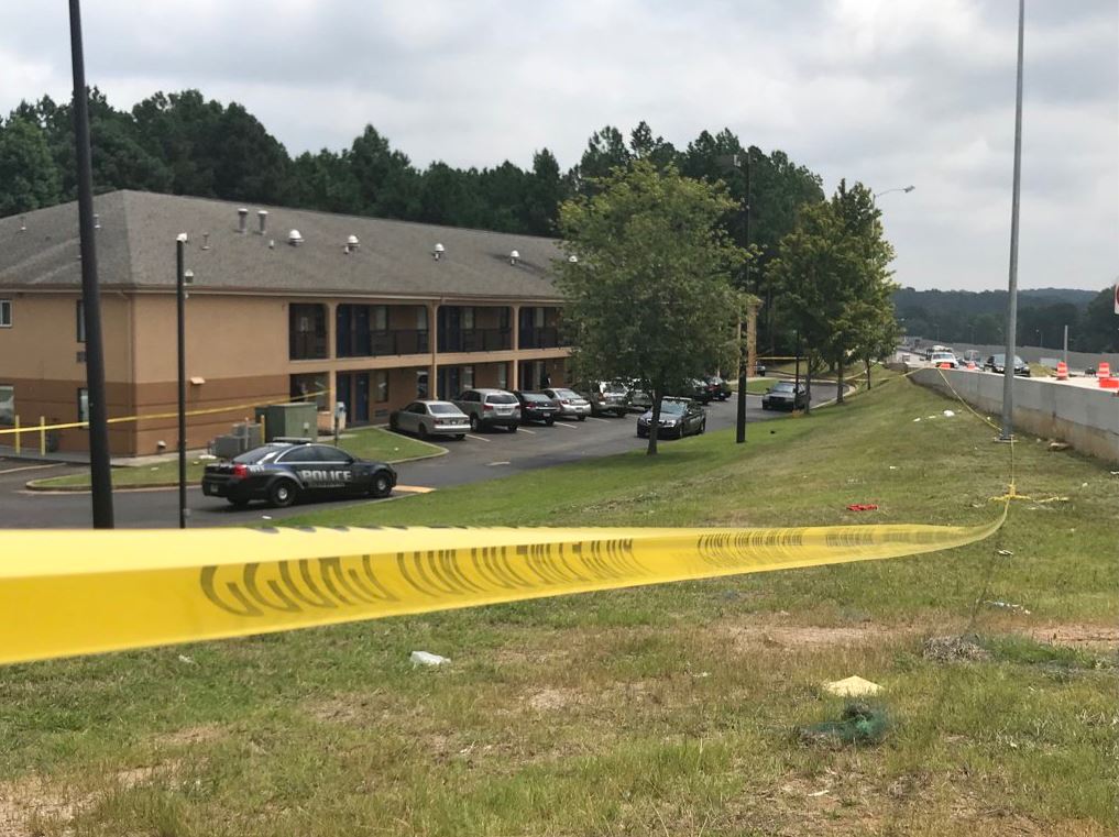 Man Dies After Triple Shooting At Dekalb Motel