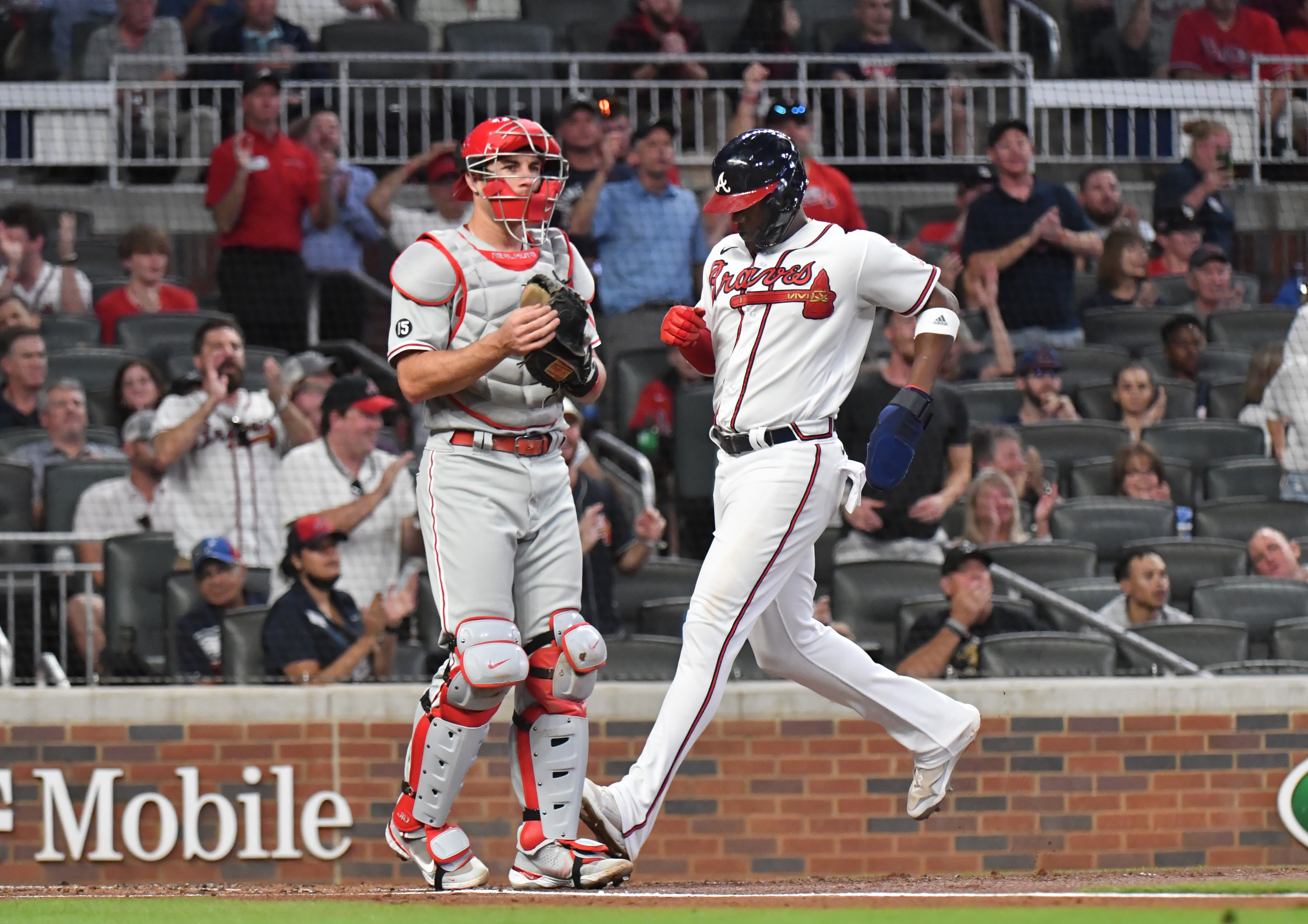 Braves Sign Vinny Castilla - Chipper Will Move To Left Field 