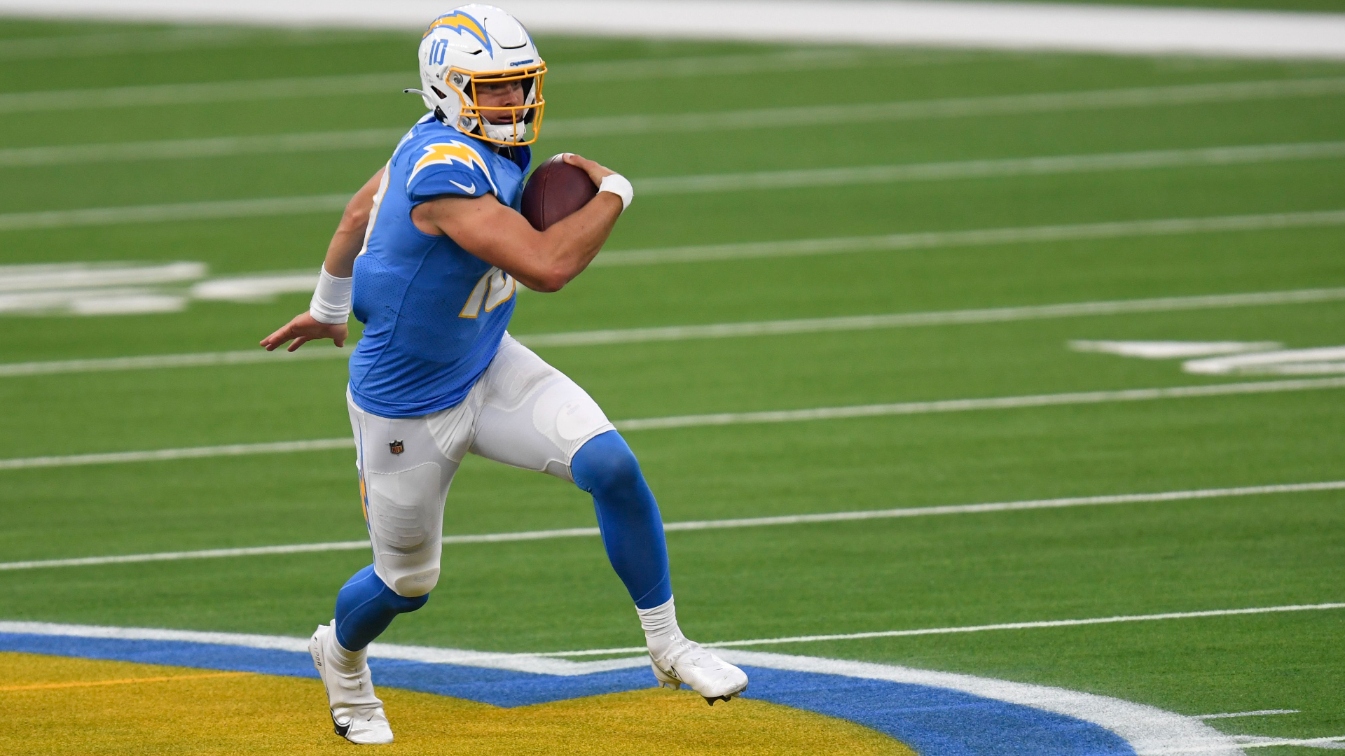 Chargers QB Justin Herbert looks to stay hot at Arrowhead Stadium