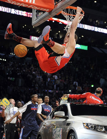 blake griffin dunk over car