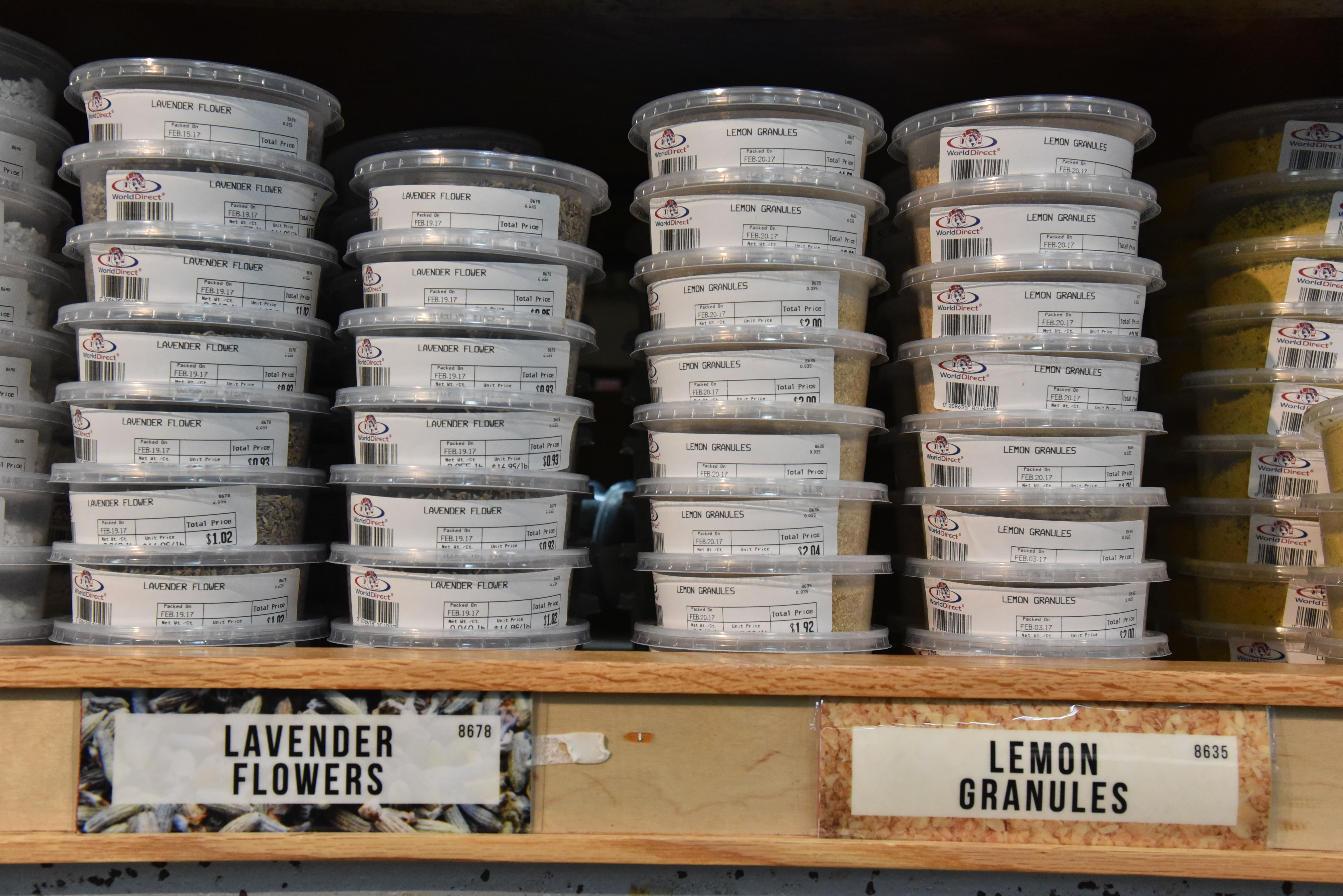 FOR USE WITH DEKALB FARMERS MARKET STORIES ONLYFebruary 24, 2017 Decatur - Produce Spices
at DeKalb Farmers Market on Friday, February 24, 2017. For a guide to the DeKalb Farmers Market. HYOSUB SHIN / HSHIN@AJC.COM