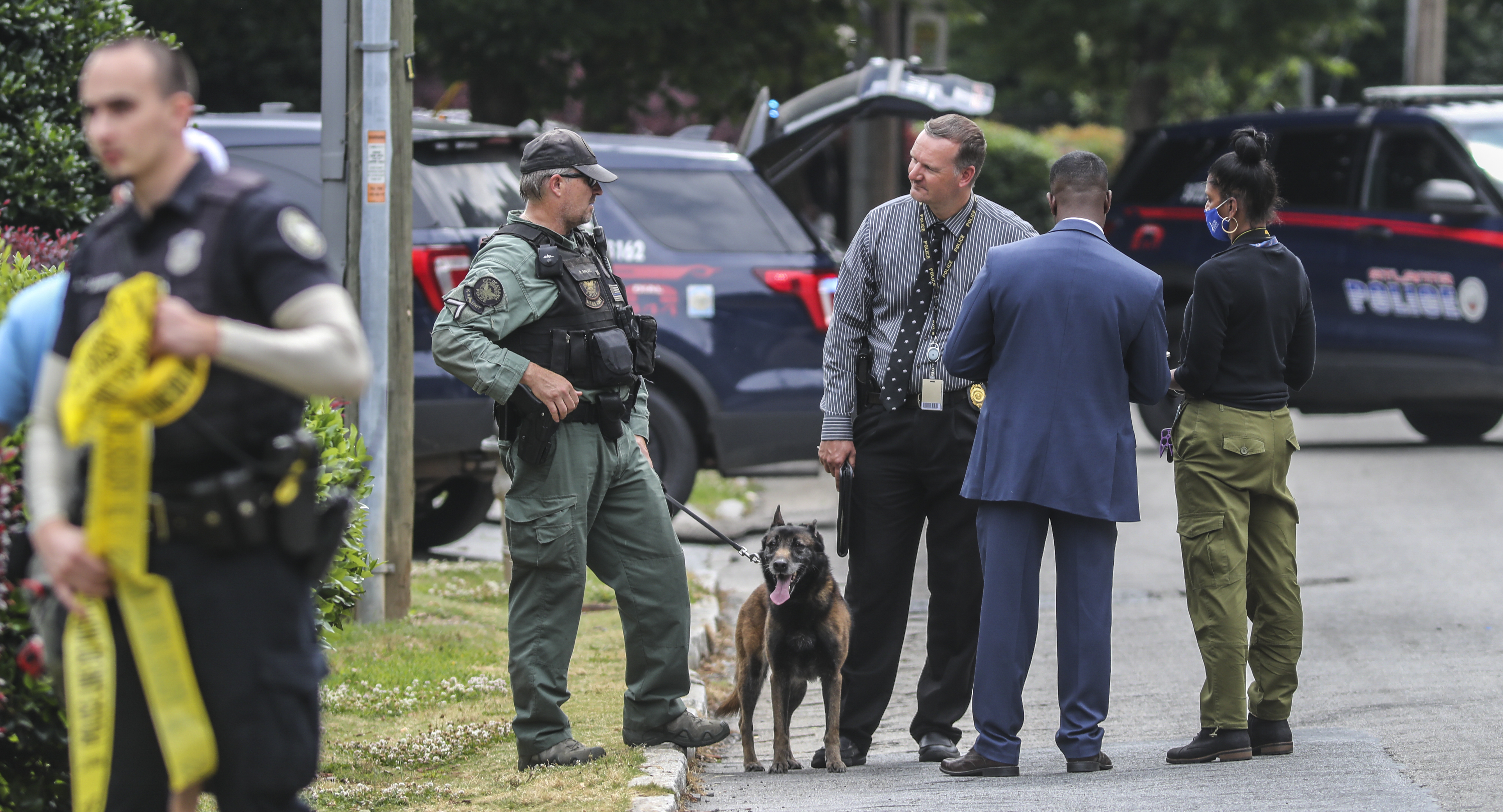 Atlanta police investigate a fatal shooting on June 3. (John Spink / John.Spink@ajc.com)