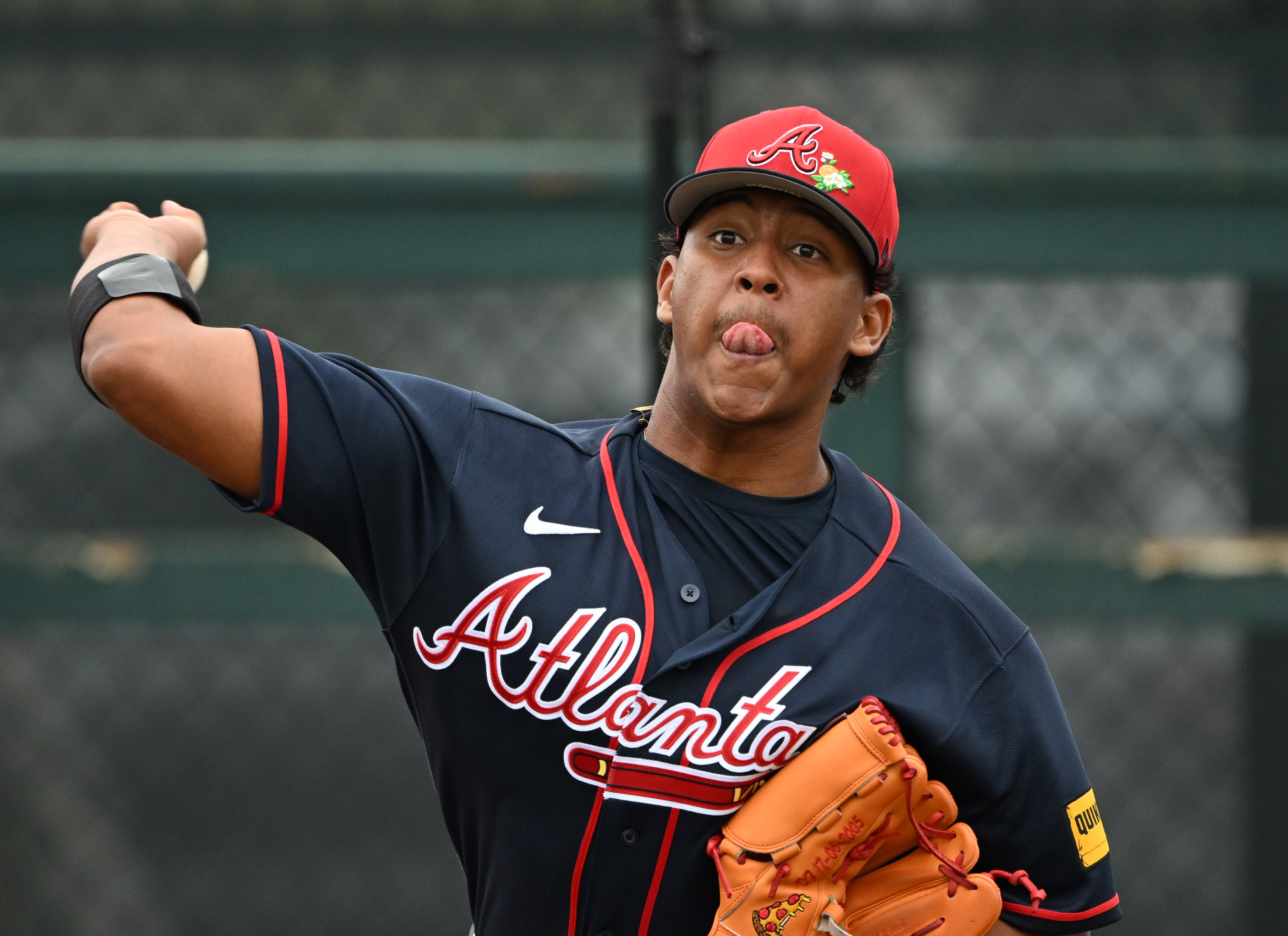 Braves' Didier Fuentes delivers 98 mph fastball in Grapefruit League debut