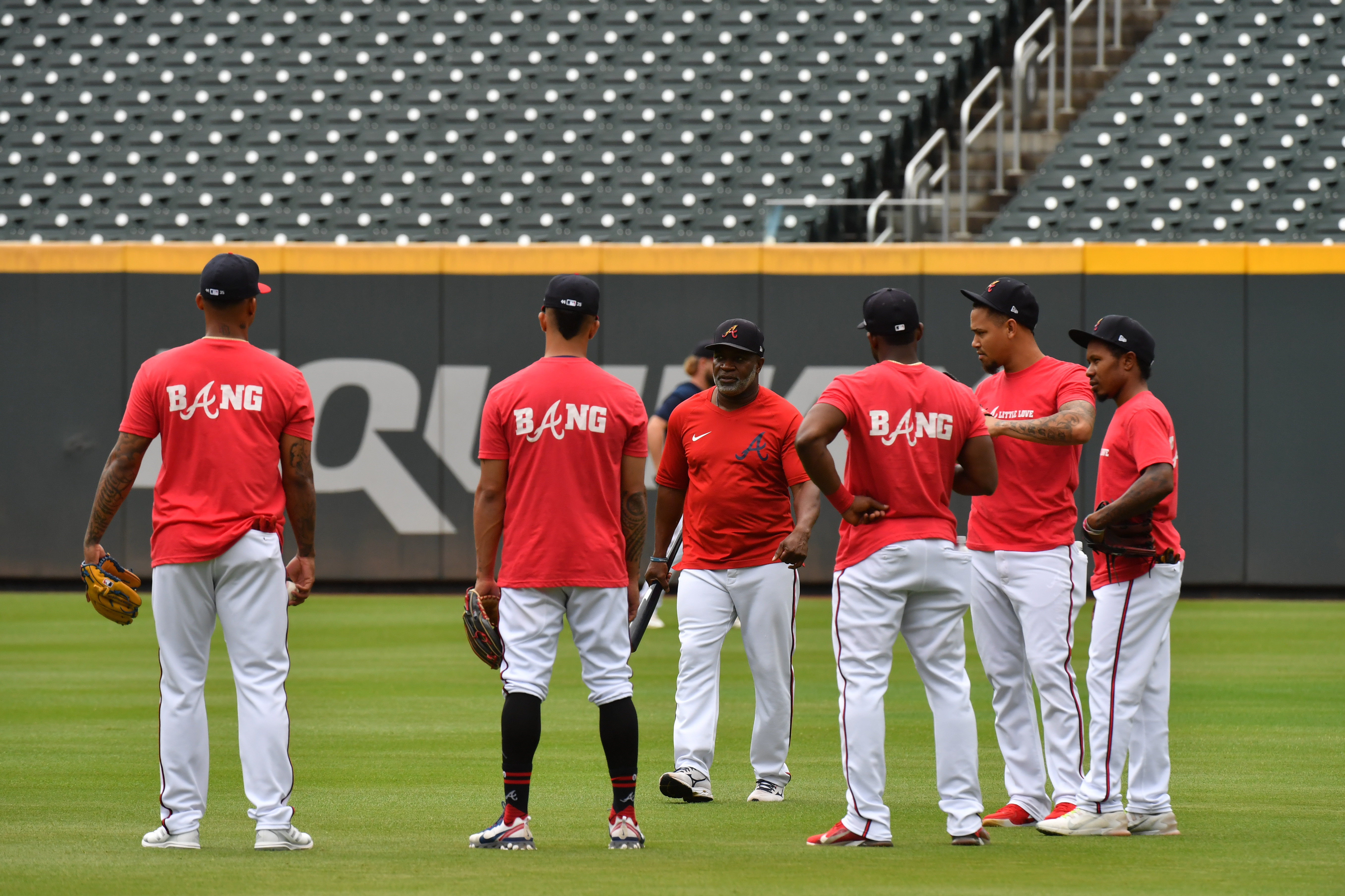 Braves-Brewers series a test between friends and closers