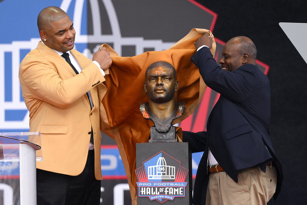 Pro Football Hall of Fame Class of 2022 did the dirty work