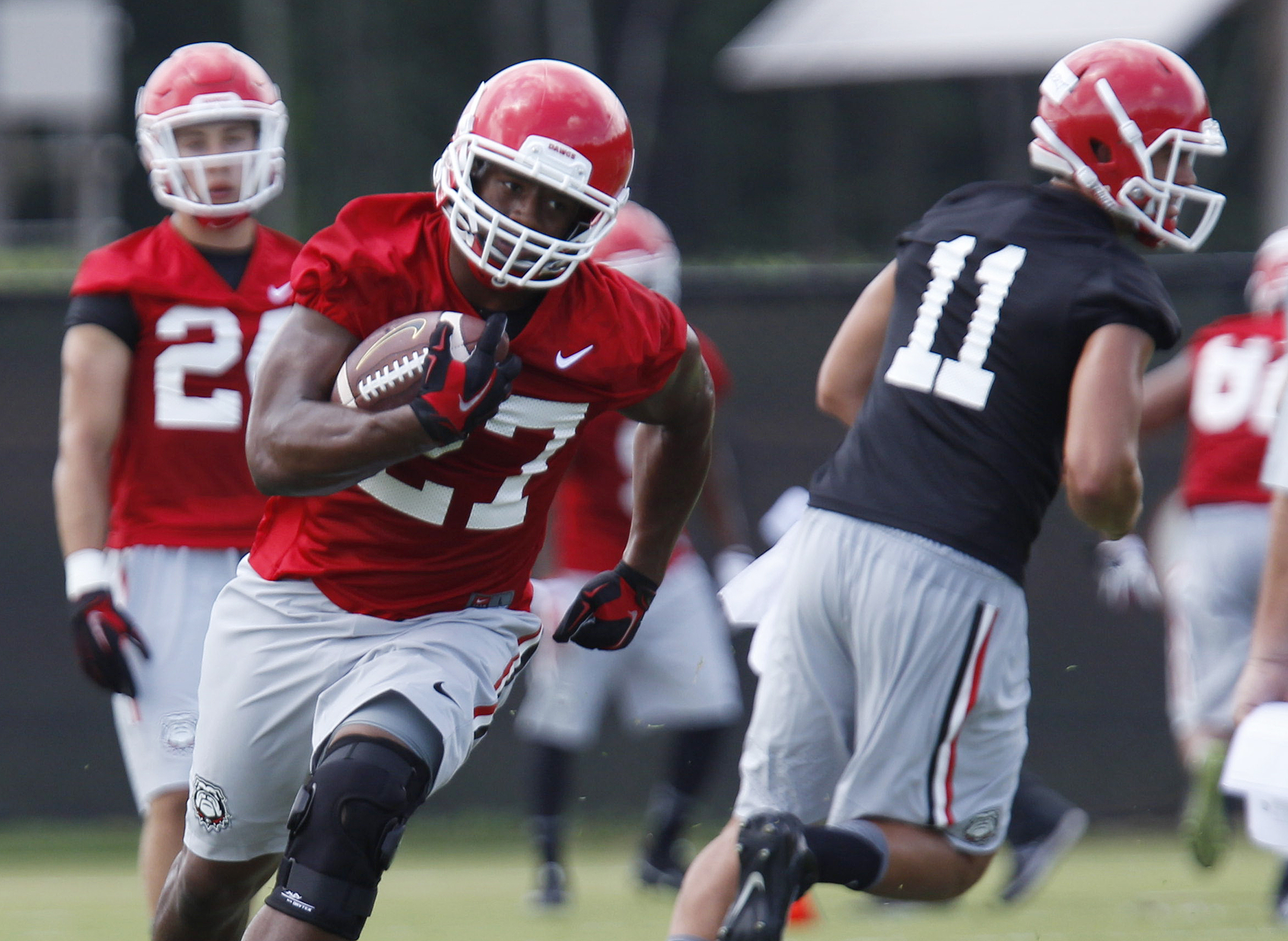 An 'unprecedented' recovery: Nick Chubb returns from horrific injury, back  into early Heisman consideration, Georgia Sports