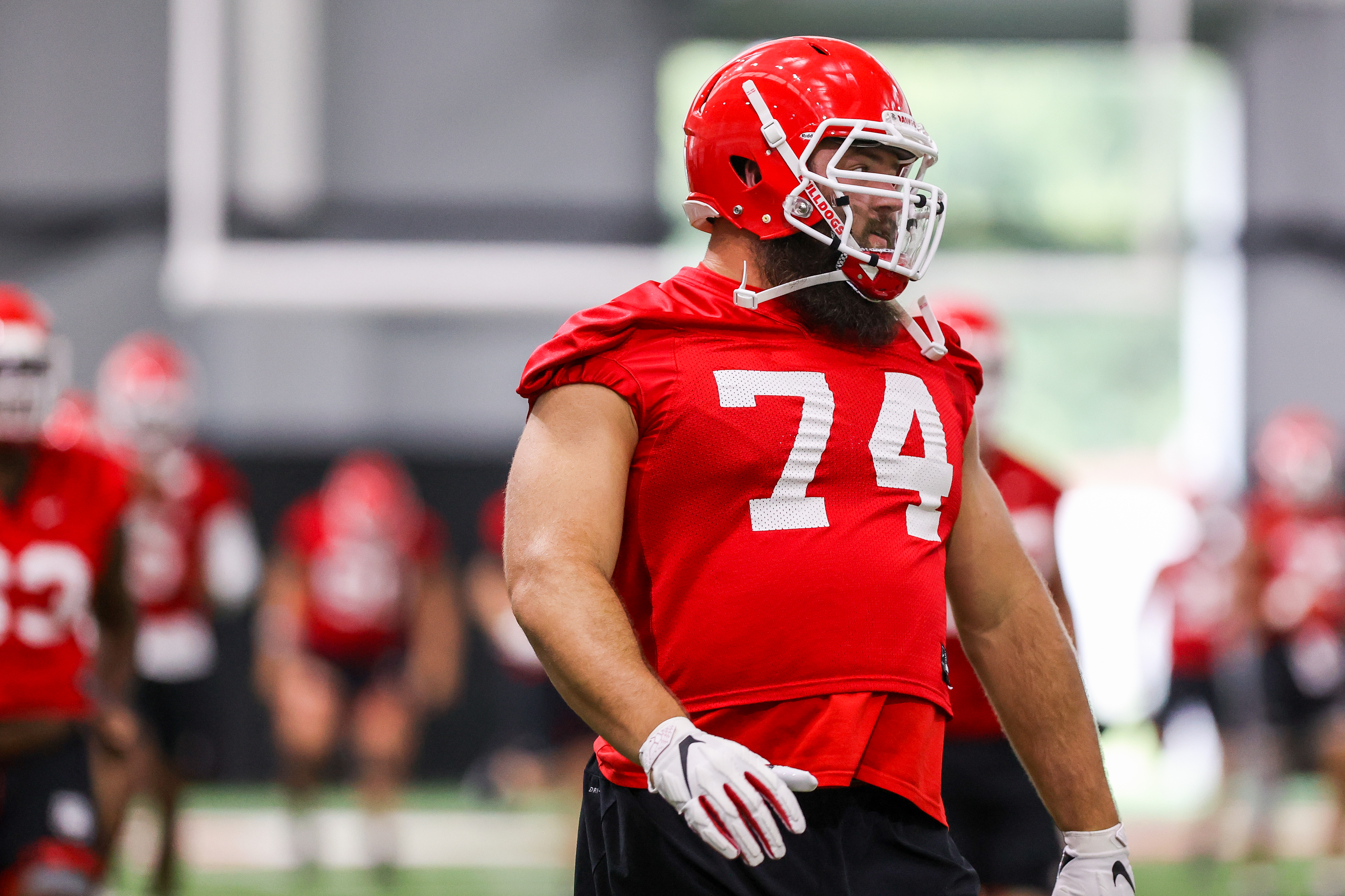 georgia bulldogs fortunate to still have ben cleveland around