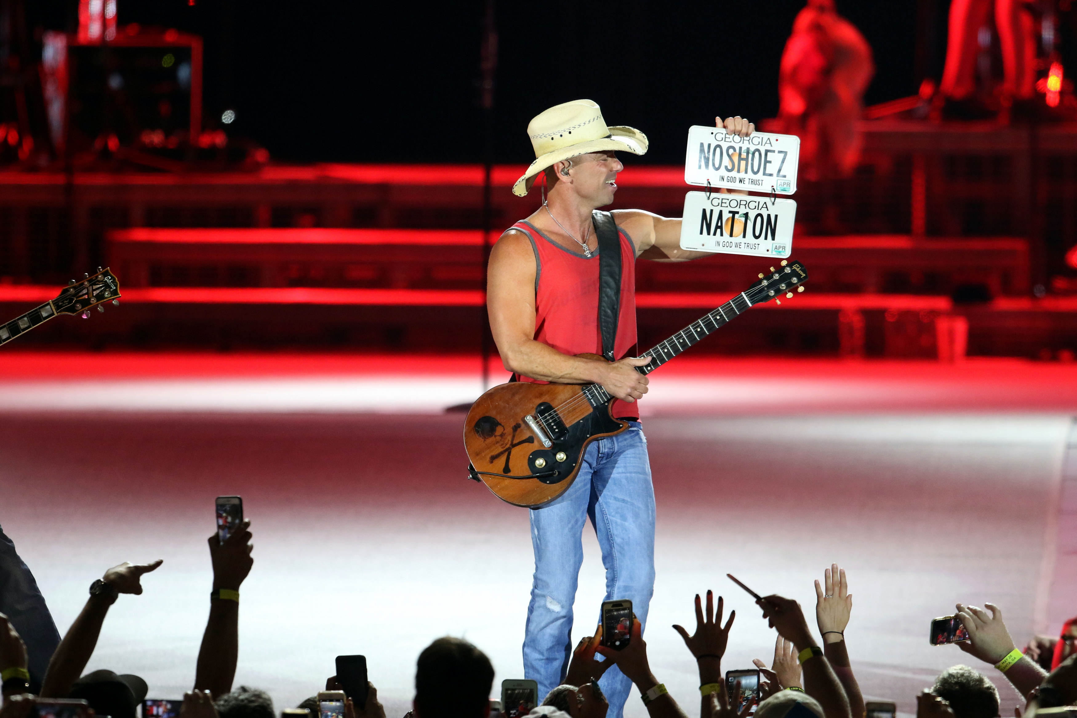 The "No Shoes Nation" was out in force at the stadium, where more than 51,000 fans gathered. Photo: Robb Cohen Photography & Video /RobbsPhotos.com