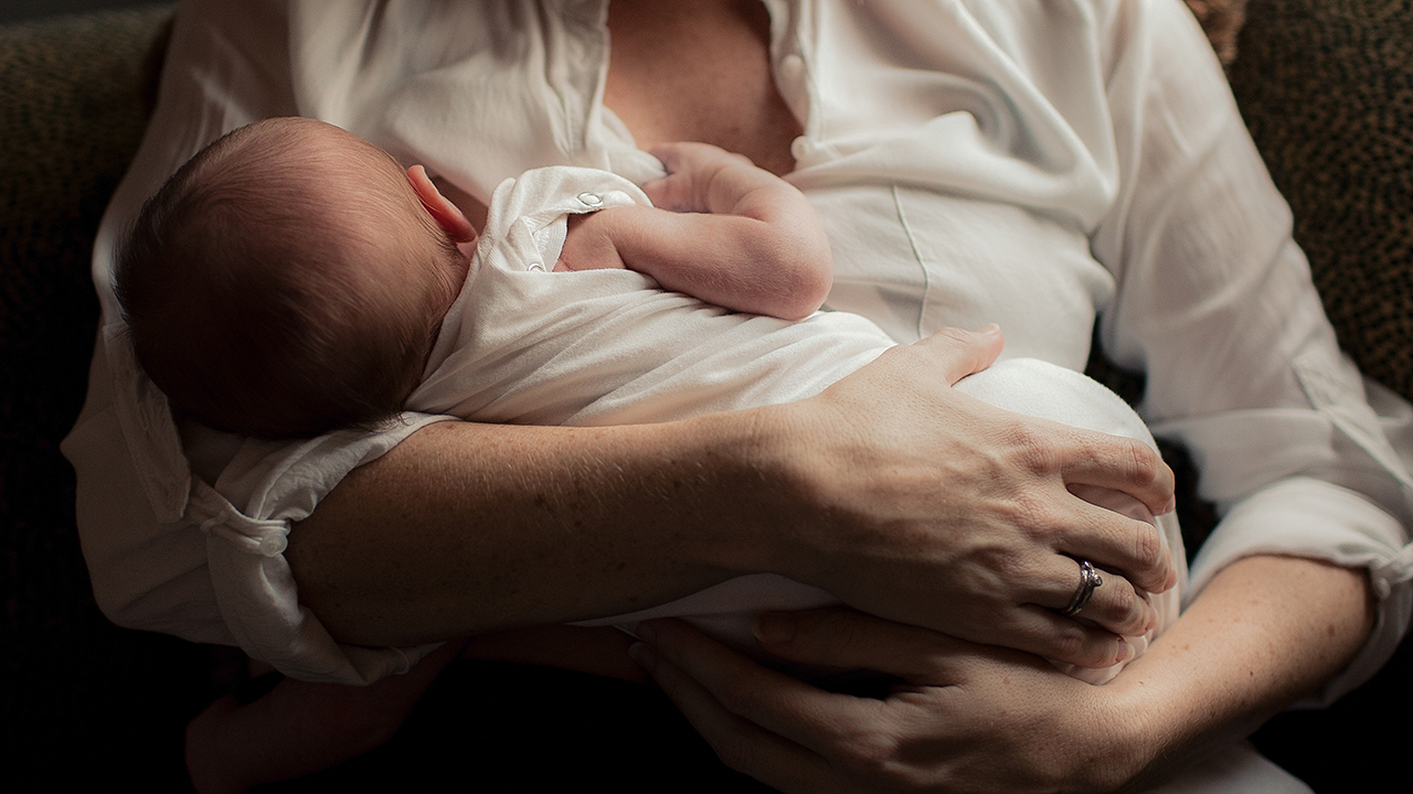 Ignore the 'ick factor': Extended breastfeeding for older children has  benefits - ABC News