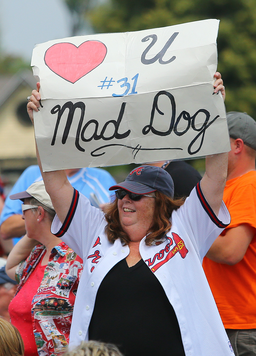 Hall of Famer Greg Maddux visits Albuquerque to promote book