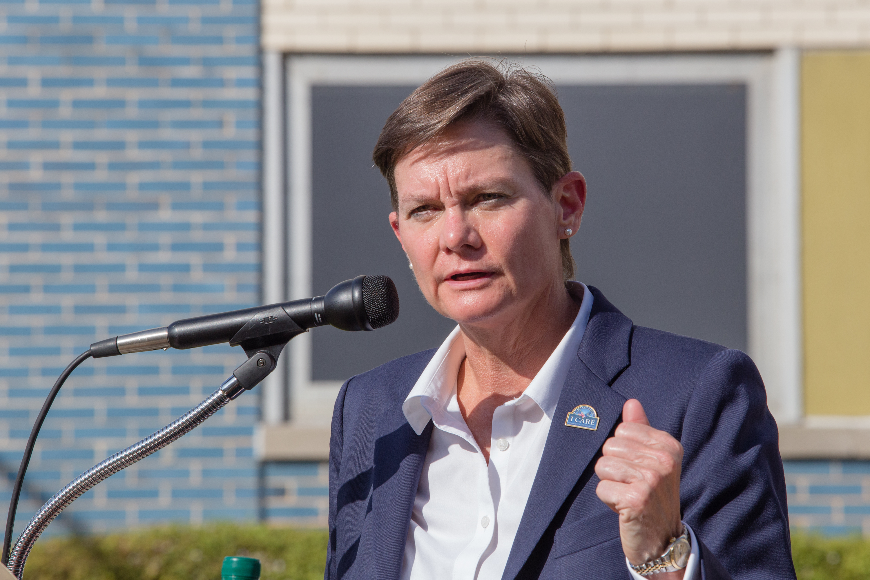 Atlanta VA Director Ann Brown makes remarks outside the VA Medical Center on Clairmont Road in 2020. Brown has been Atlanta VA's director since 2019. (Jenni Girtman for The Atlanta Journal-Constitution)