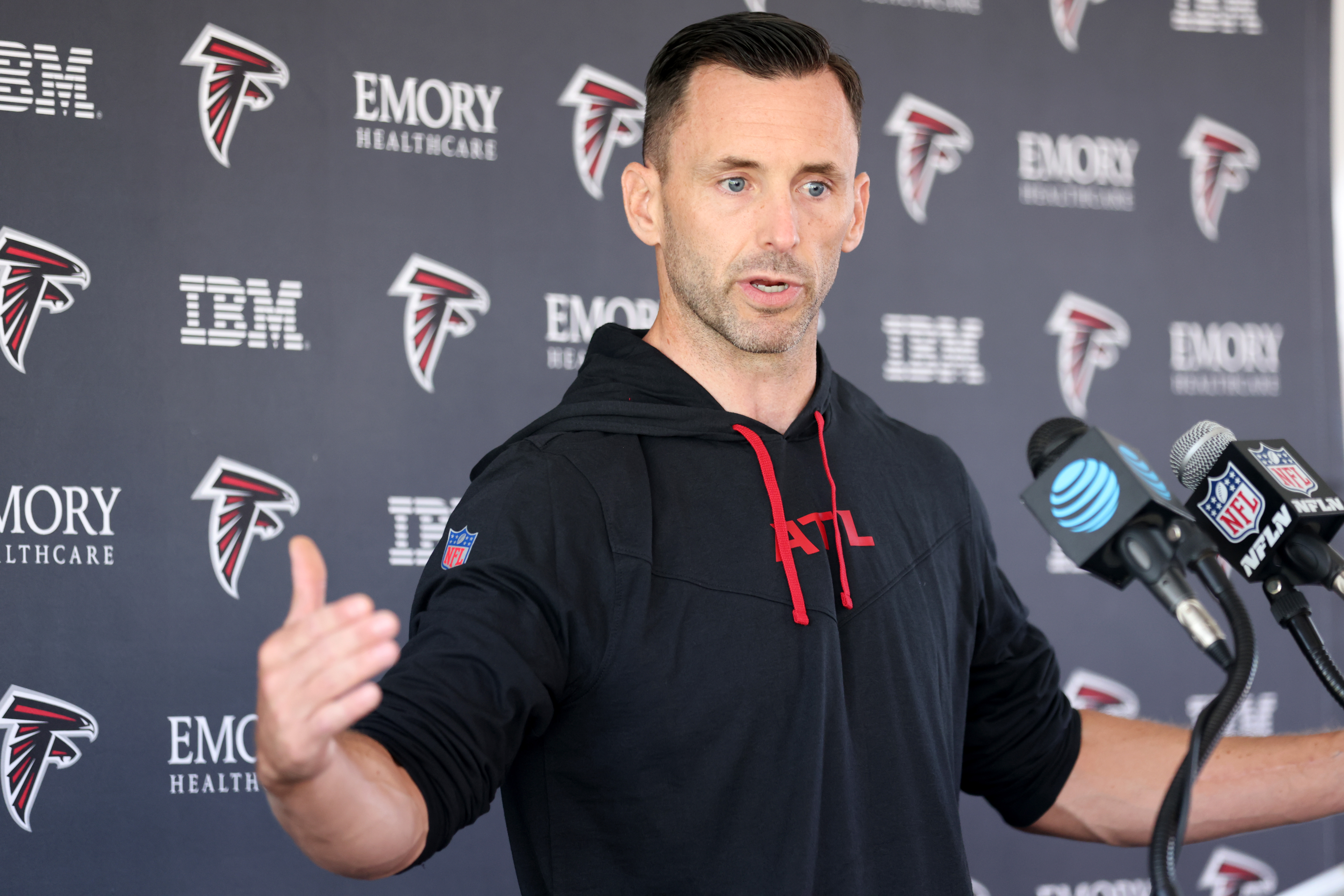 Falcons add Brian Zeches as player personnel coordinator - The